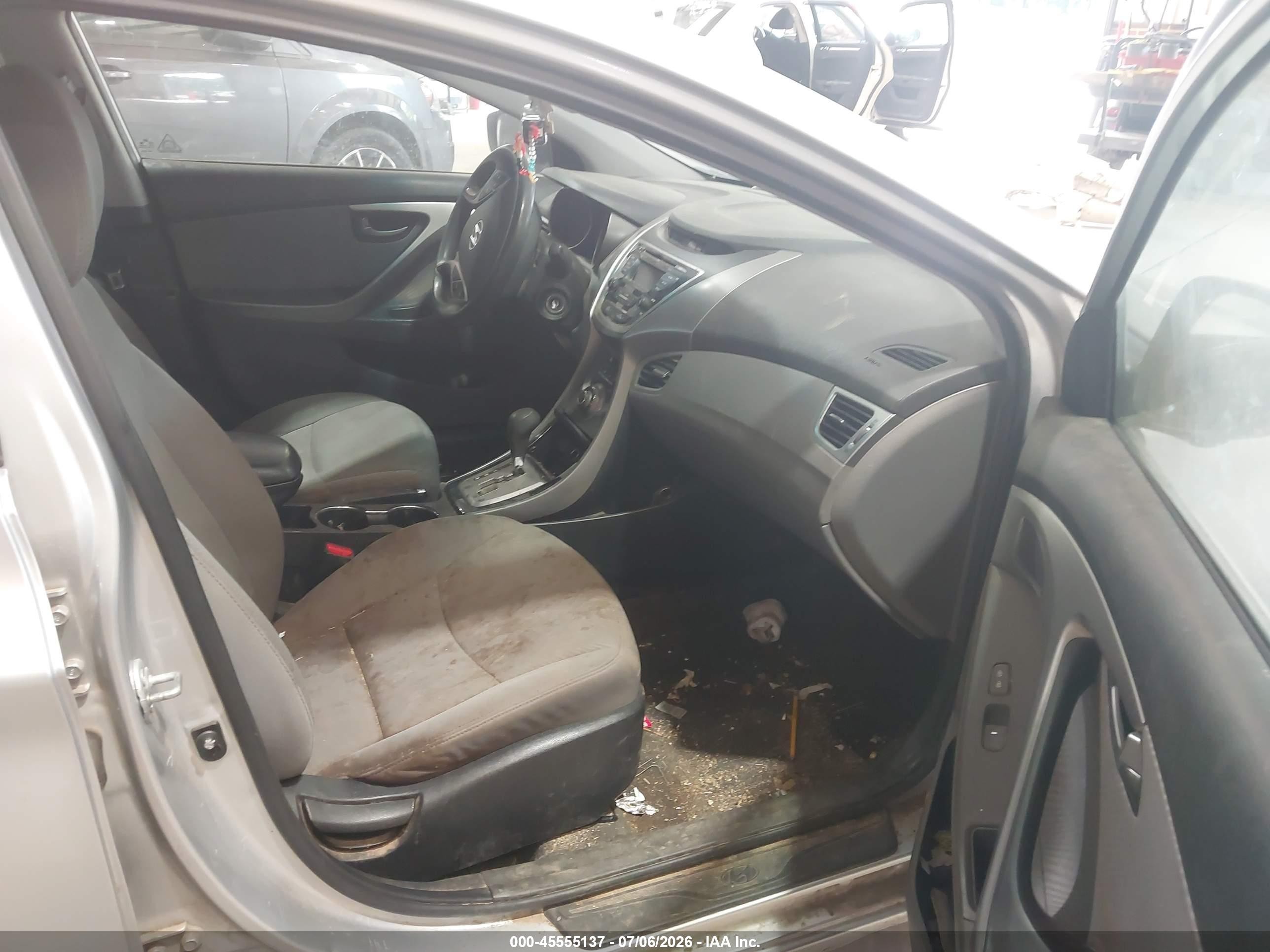 2013 Hyundai Elantra Gls Silver vin: 5NPDH4AE0DH332220