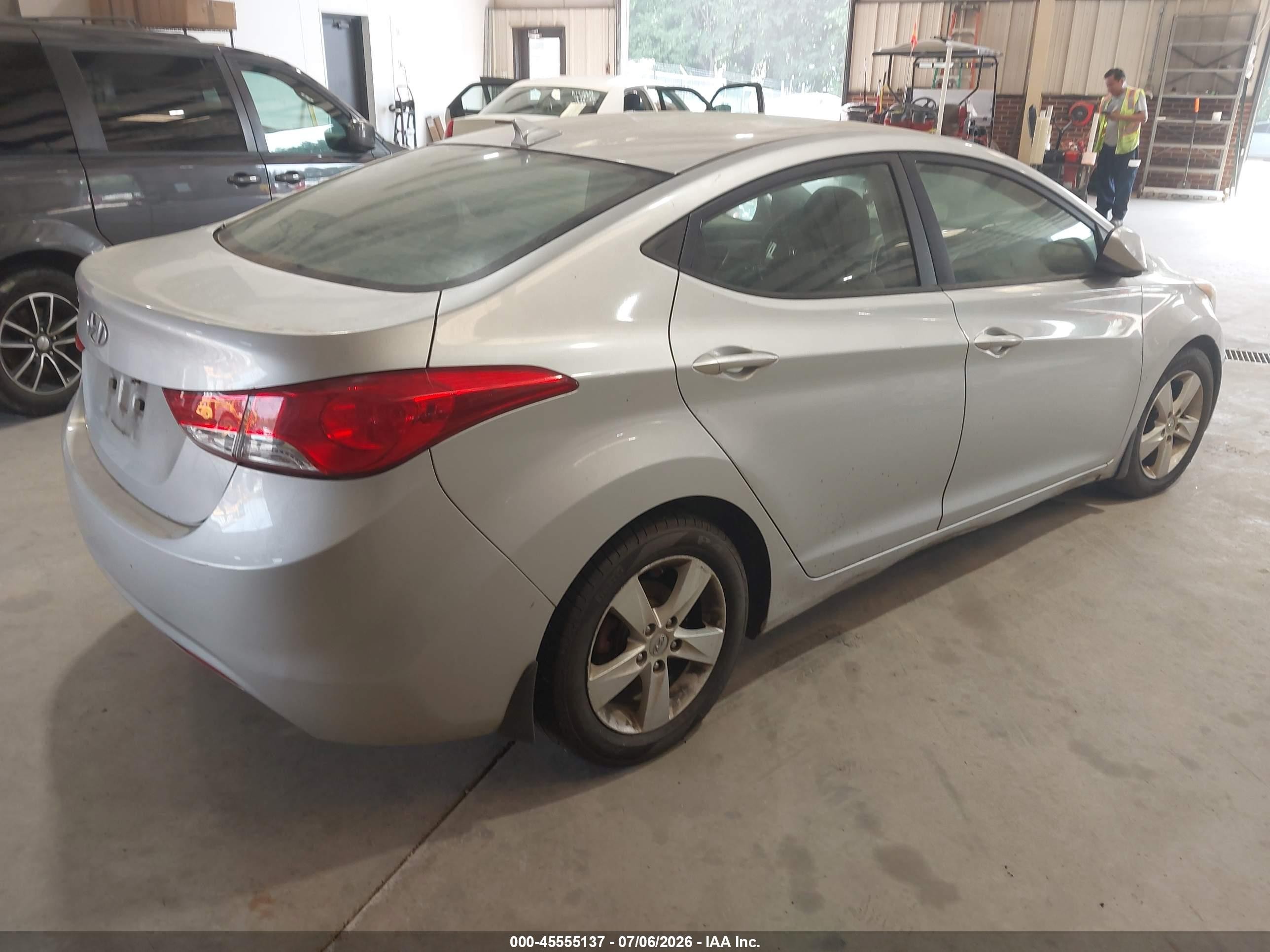 2013 Hyundai Elantra Gls Silver vin: 5NPDH4AE0DH332220