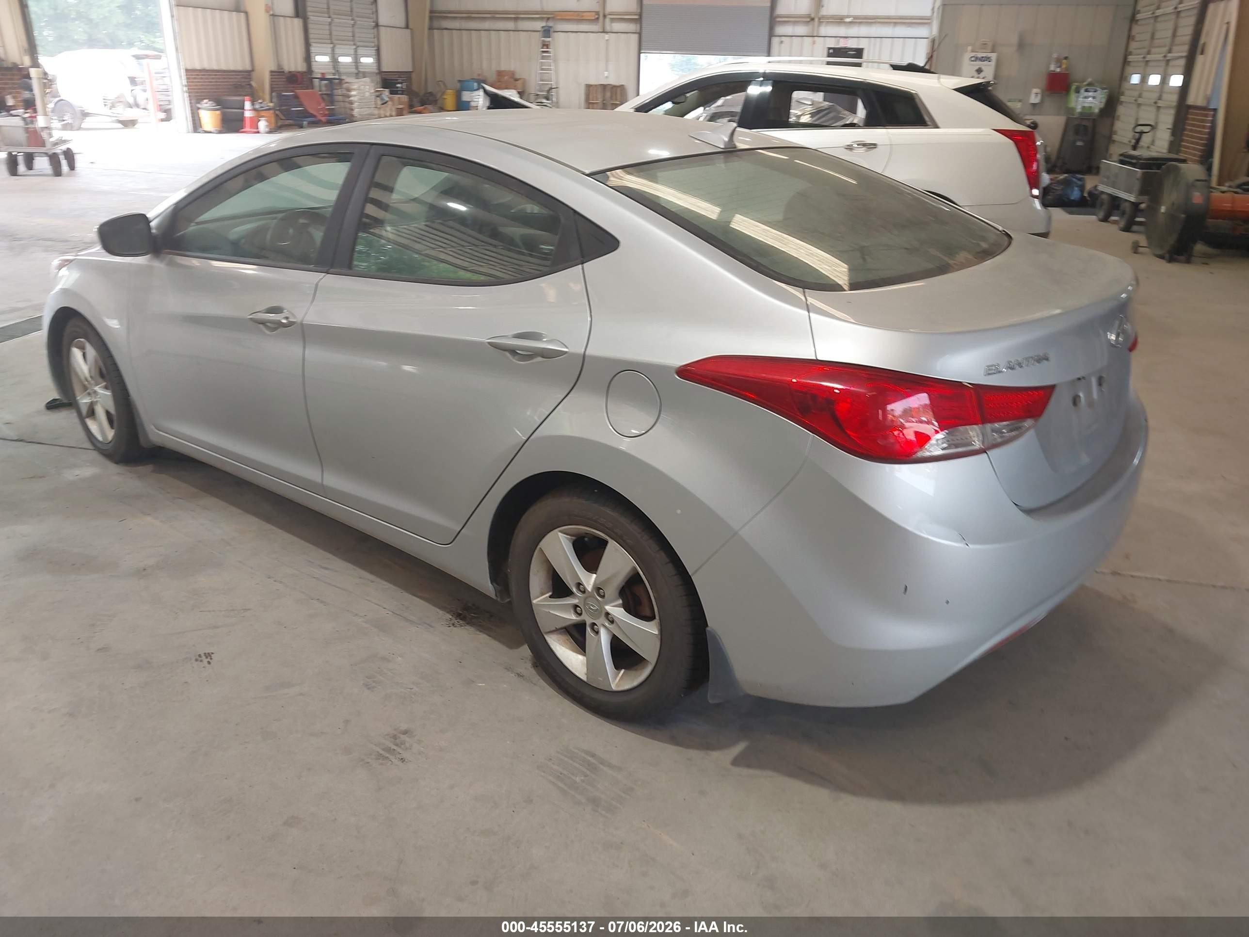2013 Hyundai Elantra Gls Silver vin: 5NPDH4AE0DH332220