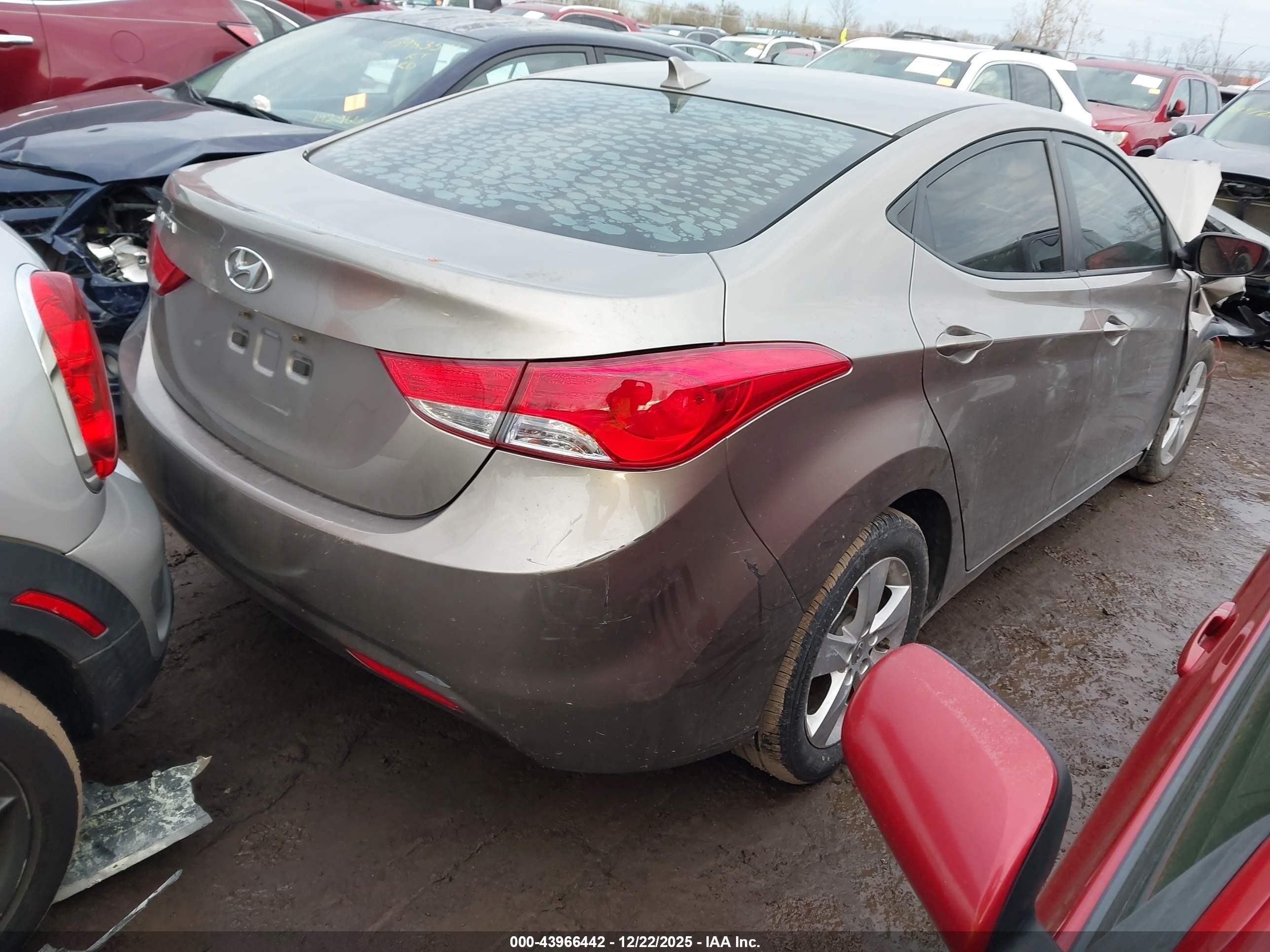 2013 Hyundai Elantra Gls Серый vin: 5NPDH4AE0DH357344