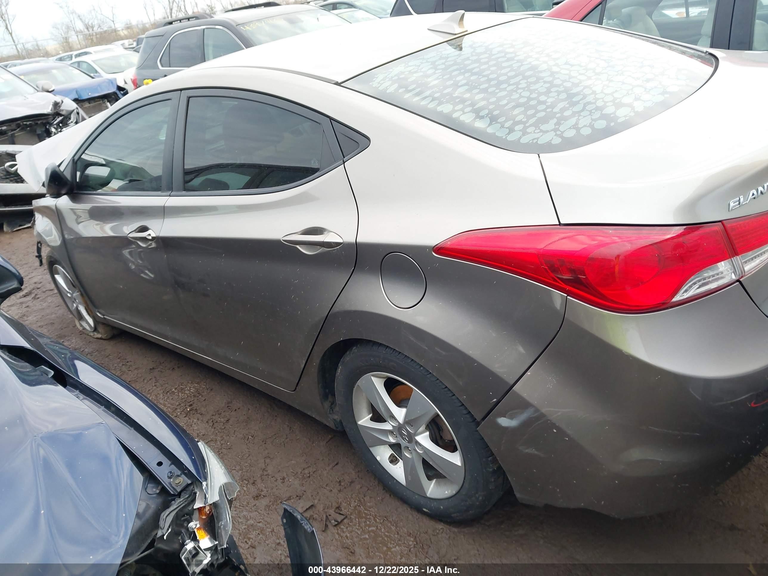 2013 Hyundai Elantra Gls Серый vin: 5NPDH4AE0DH357344