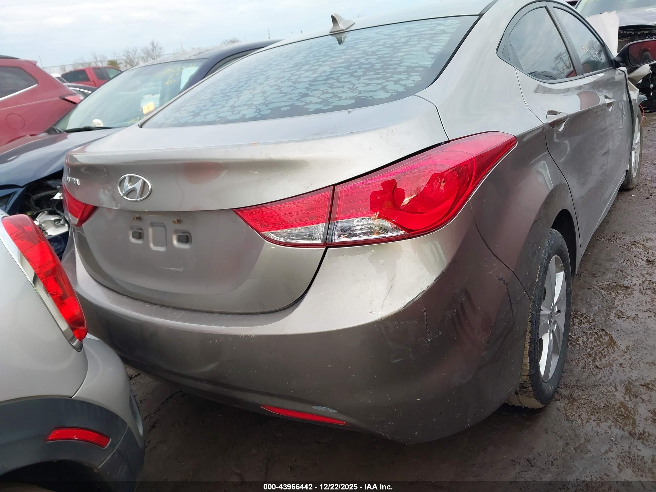 2013 Hyundai Elantra Gls Серый vin: 5NPDH4AE0DH357344