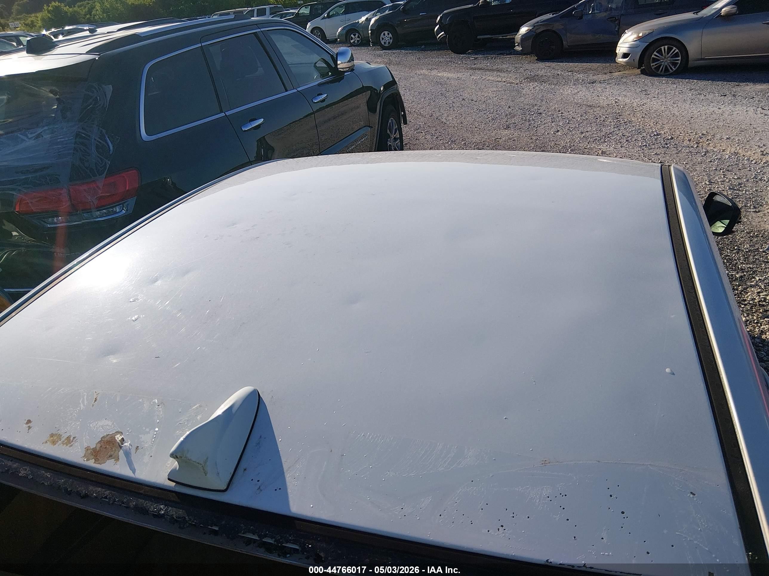 2013 Hyundai Elantra Gls White vin: 5NPDH4AE0DH371602