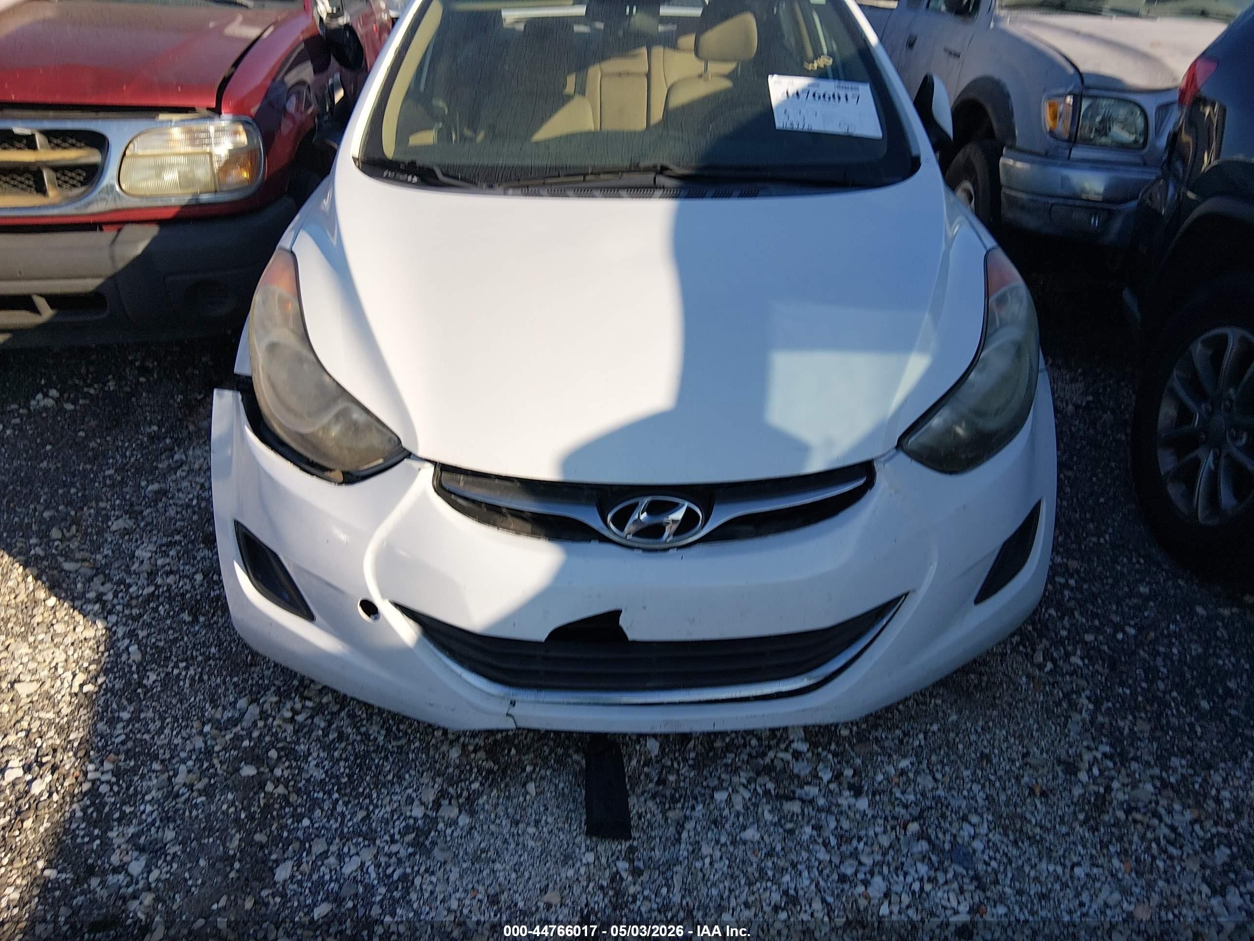 2013 Hyundai Elantra Gls White vin: 5NPDH4AE0DH371602