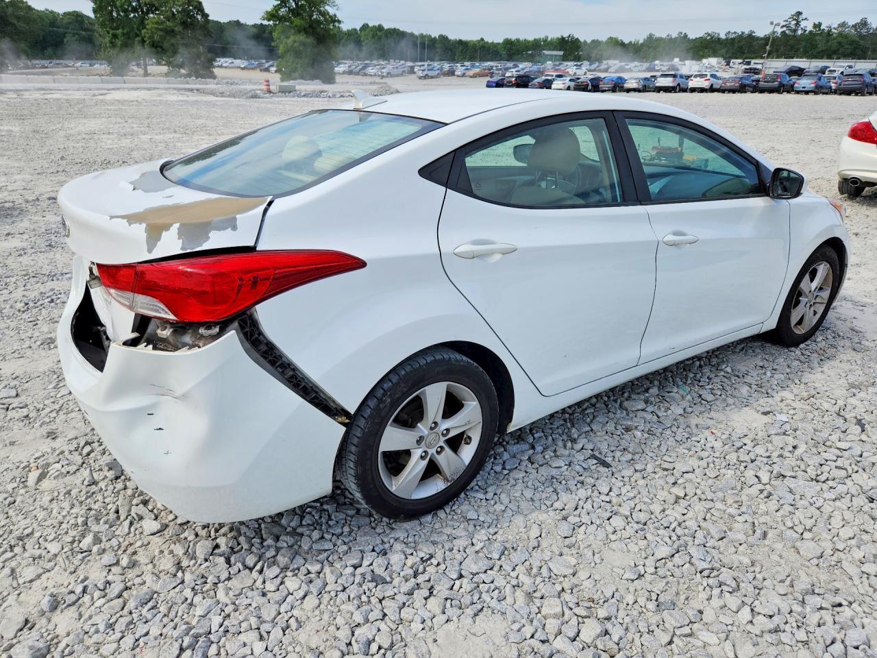 2013 Hyundai Elantra Gls White vin: 5NPDH4AE0DH371888