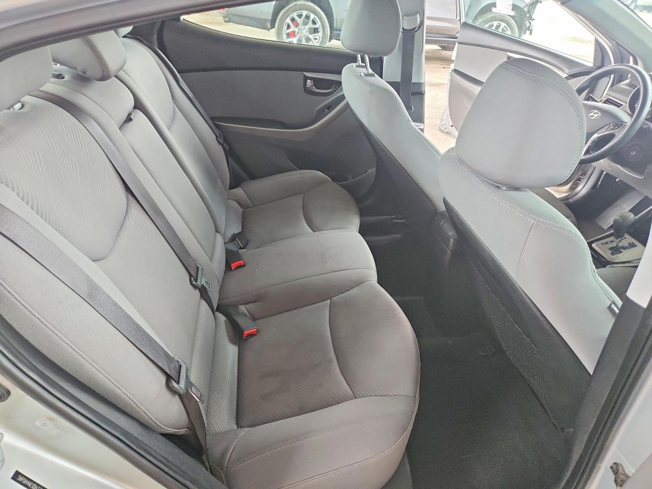 2013 Hyundai Elantra Gls Серебряный vin: 5NPDH4AE0DH377206