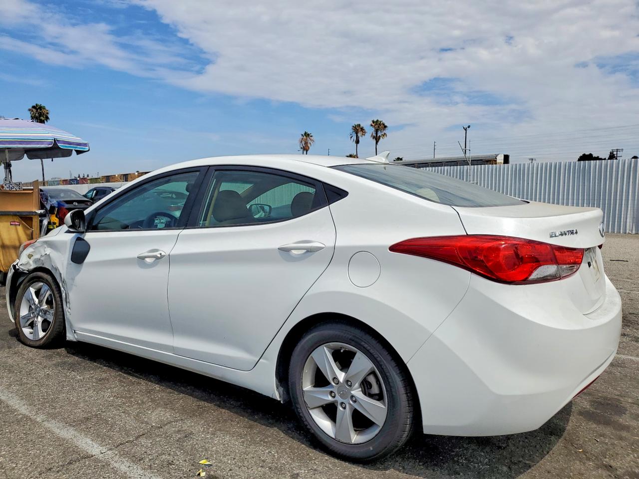 2013 Hyundai Elantra Gls White vin: 5NPDH4AE0DH382955