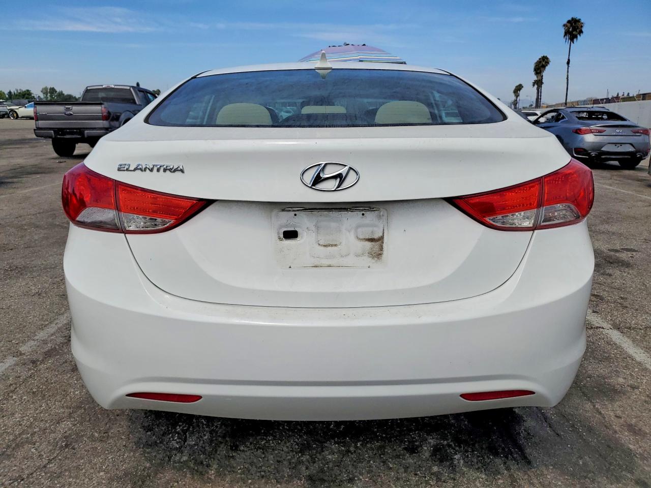 2013 Hyundai Elantra Gls White vin: 5NPDH4AE0DH382955