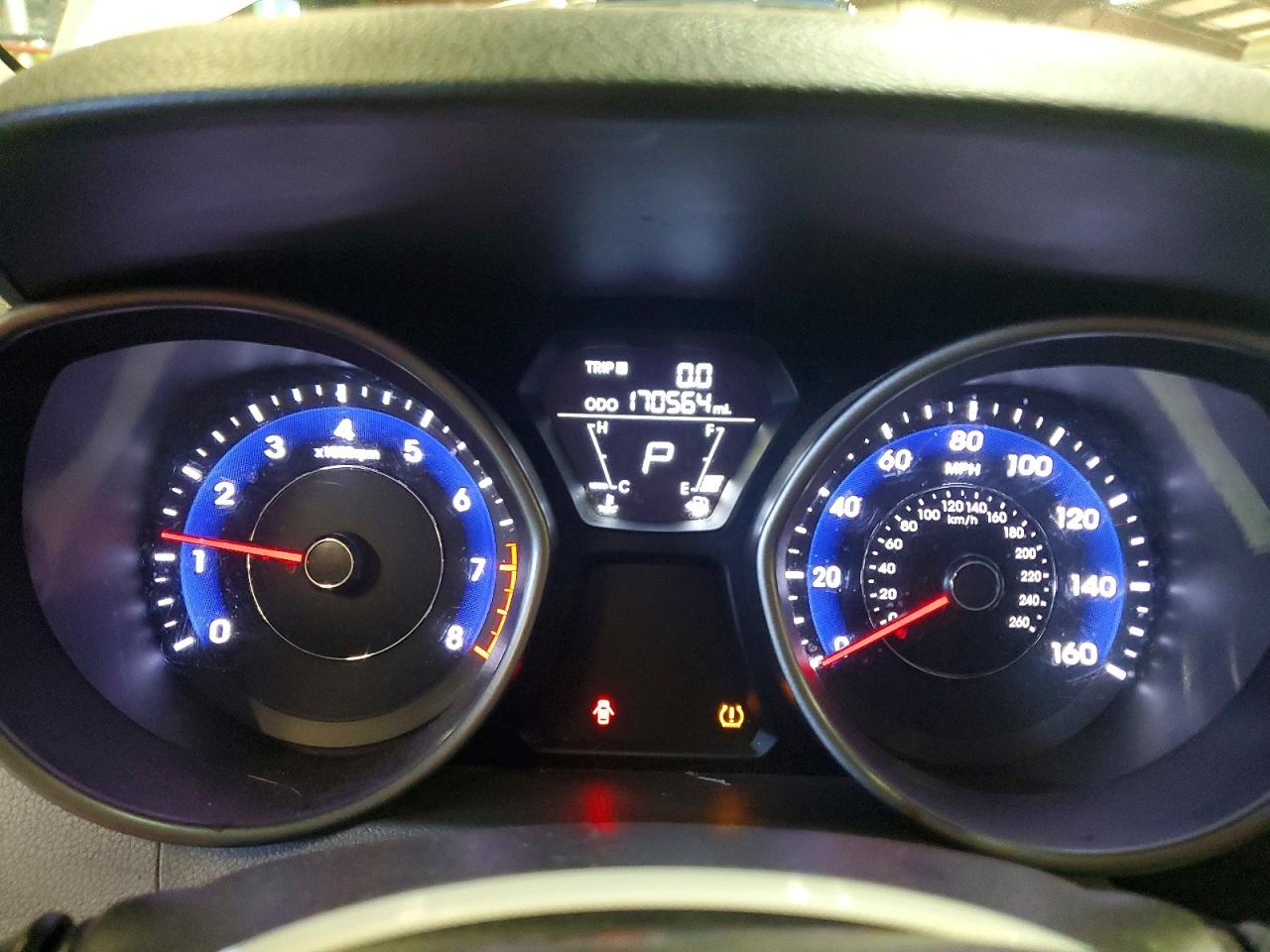 2013 Hyundai Elantra Silver vin: 5NPDH4AE0DH401049