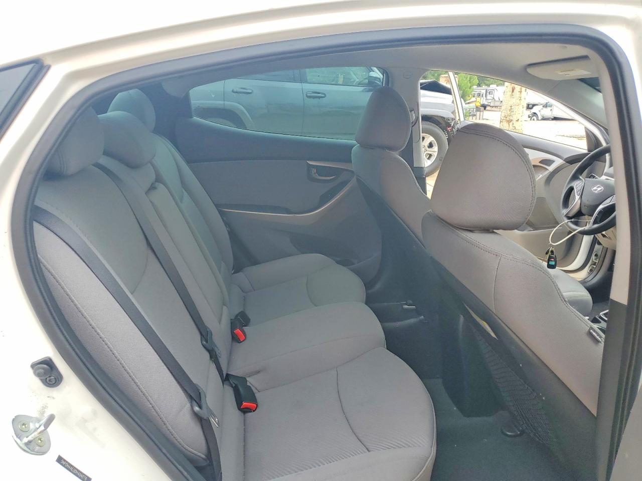 2013 Hyundai Elantra Gls White vin: 5NPDH4AE0DH404078