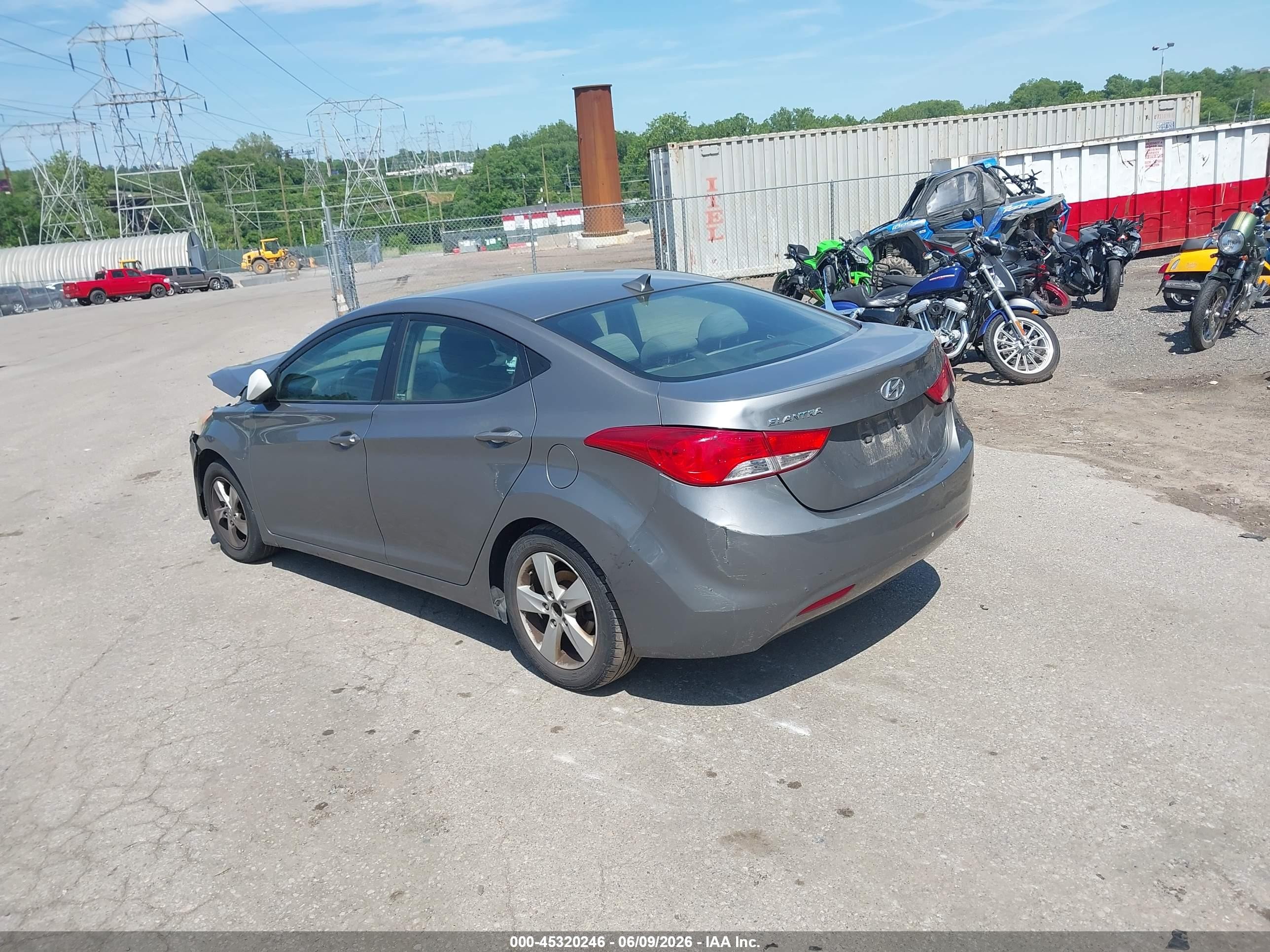 2013 Hyundai Elantra Gls Gray vin: 5NPDH4AE0DH412052