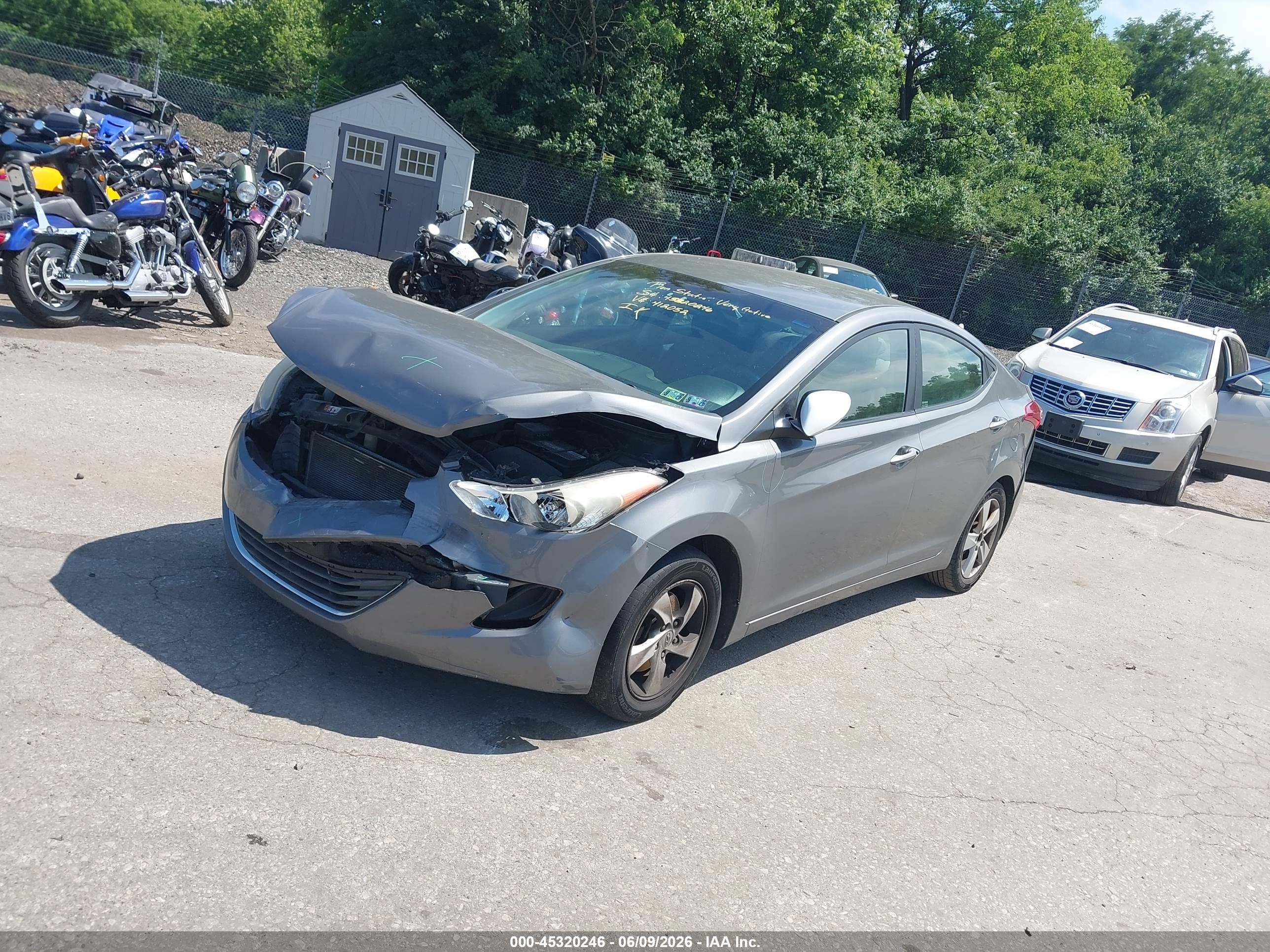 2013 Hyundai Elantra Gls Gray vin: 5NPDH4AE0DH412052