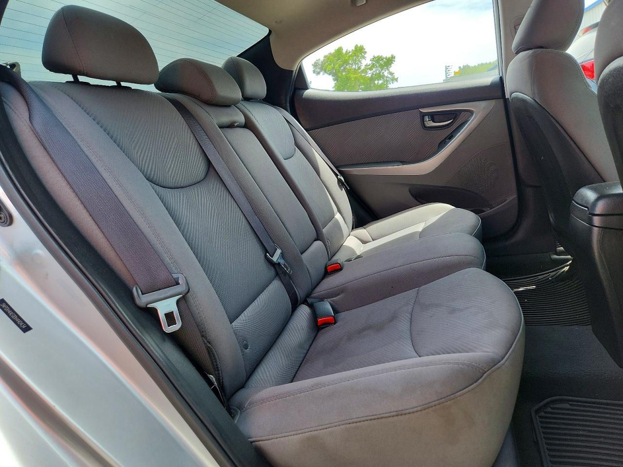 2013 Hyundai Elantra Gls Silver vin: 5NPDH4AE0DH440434