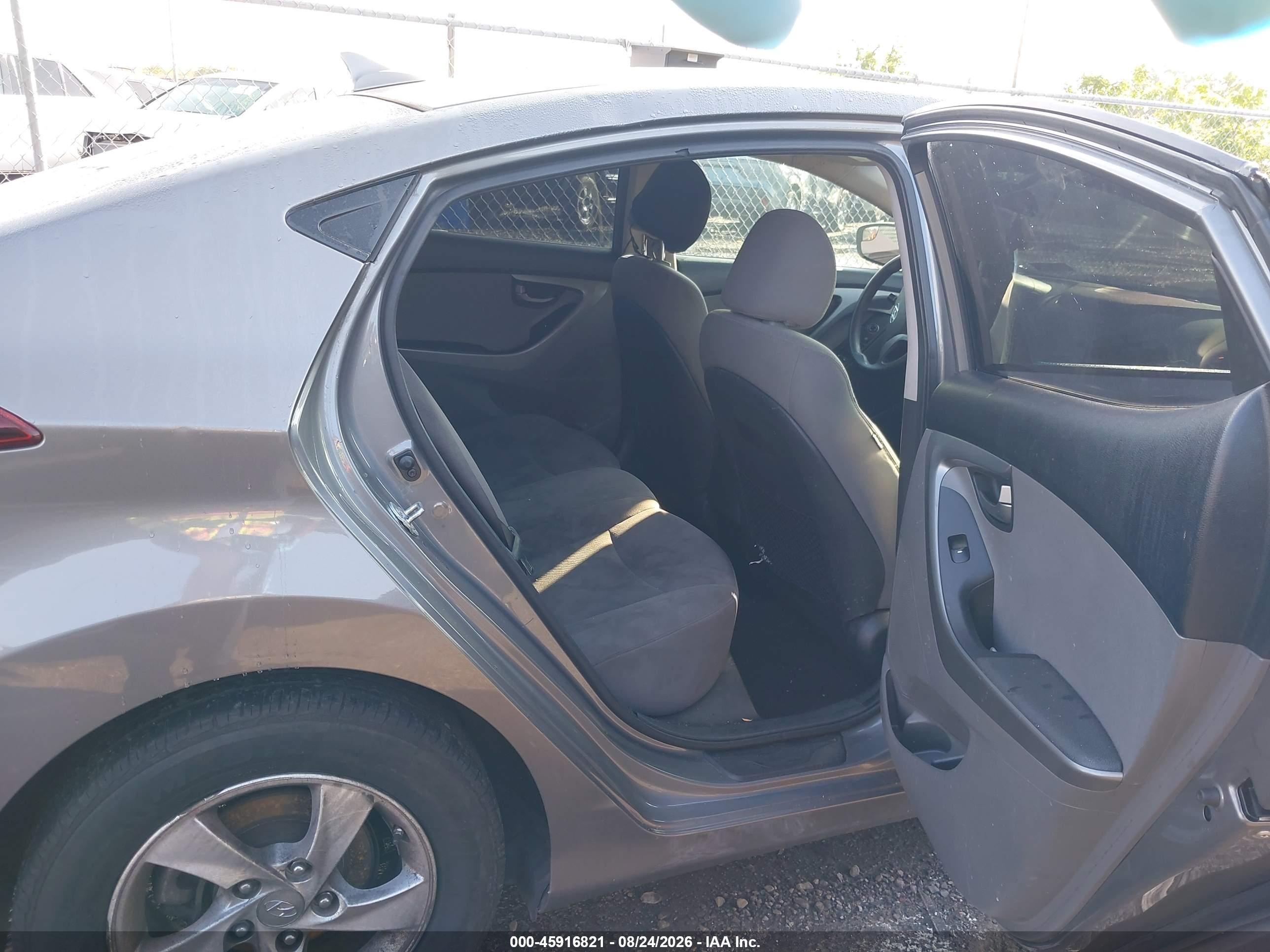 2014 Hyundai Elantra Se Gray vin: 5NPDH4AE0EH455453