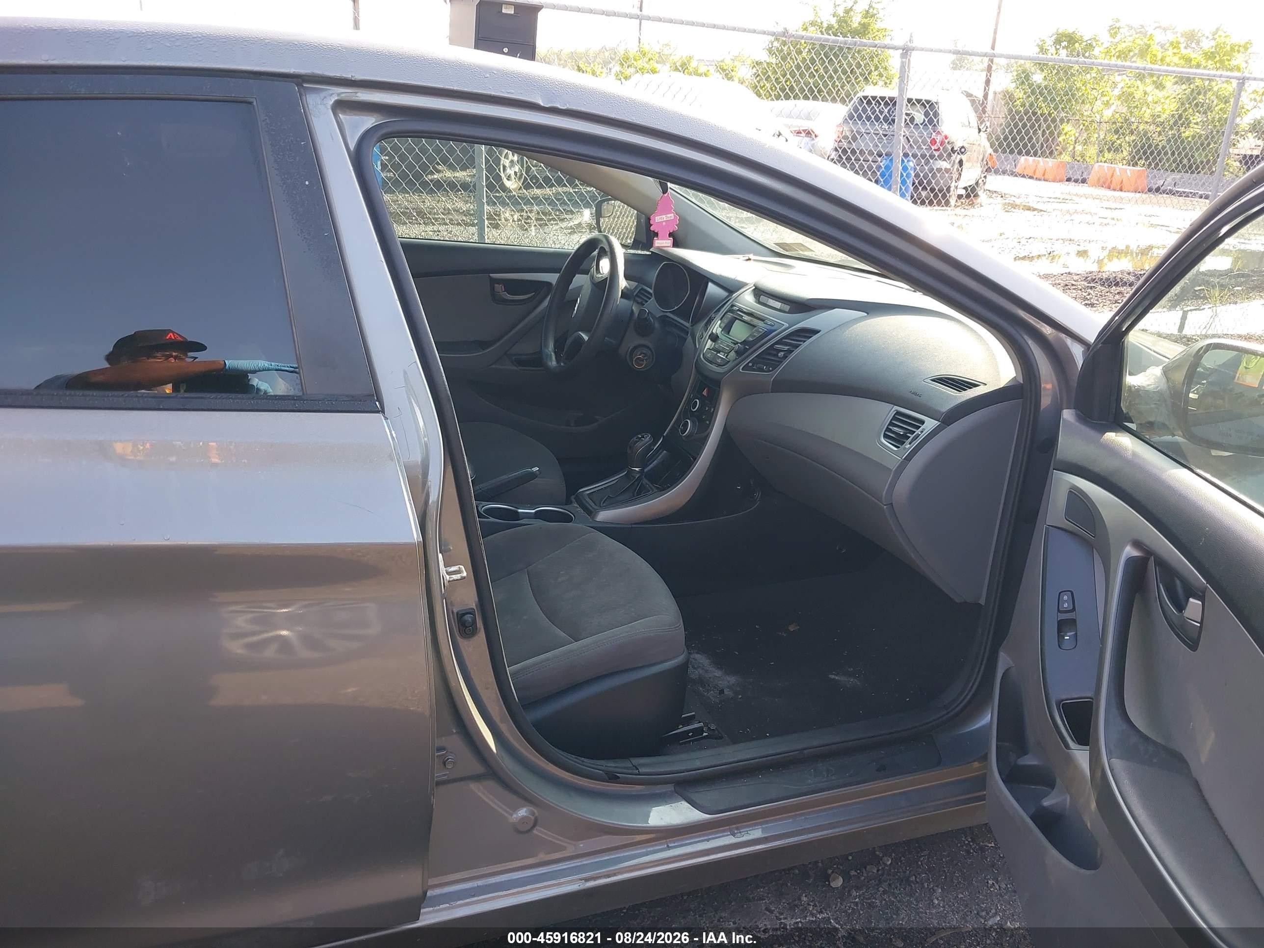 2014 Hyundai Elantra Se Gray vin: 5NPDH4AE0EH455453