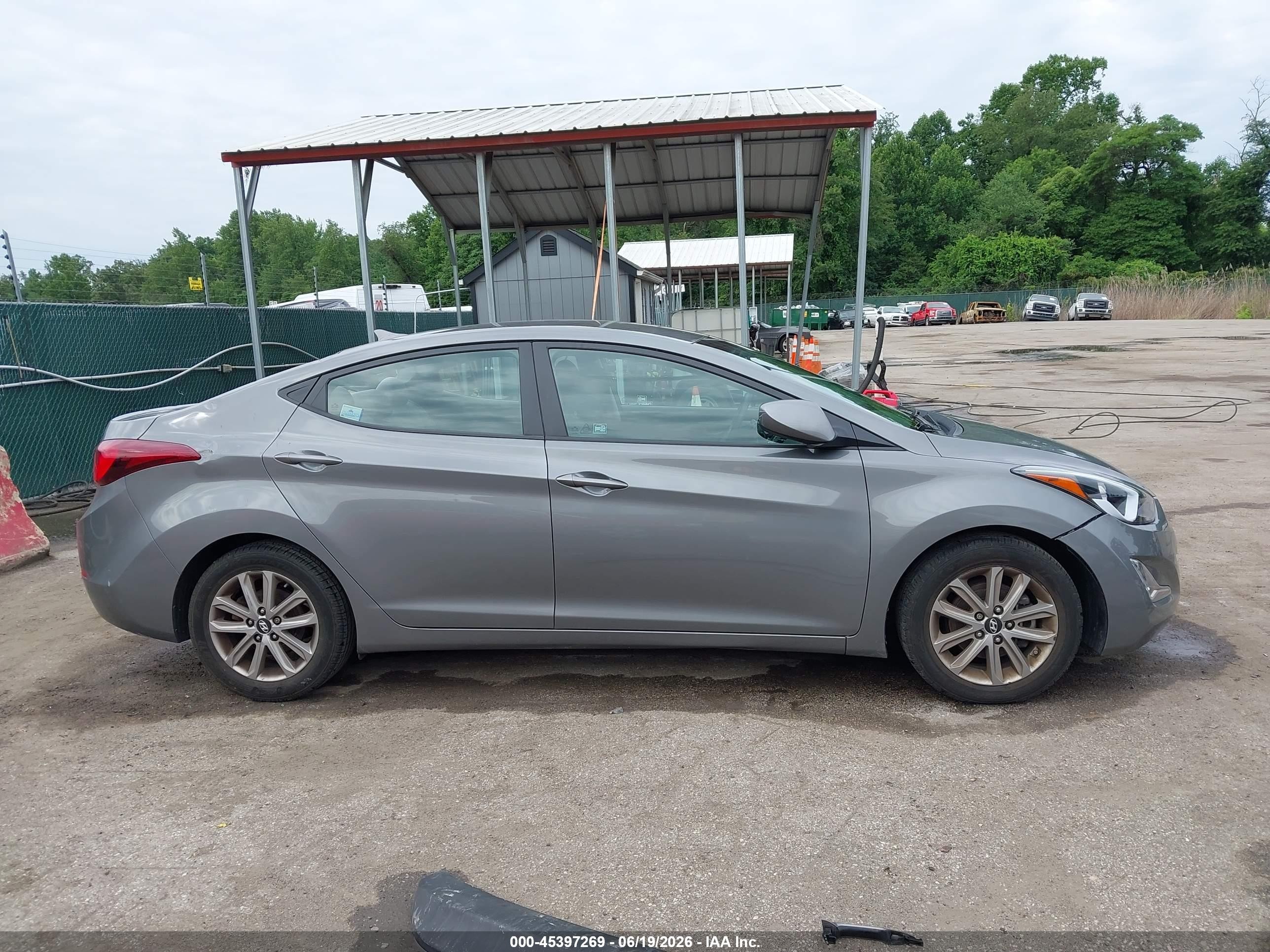 2014 Hyundai Elantra Se Gray vin: 5NPDH4AE0EH455842