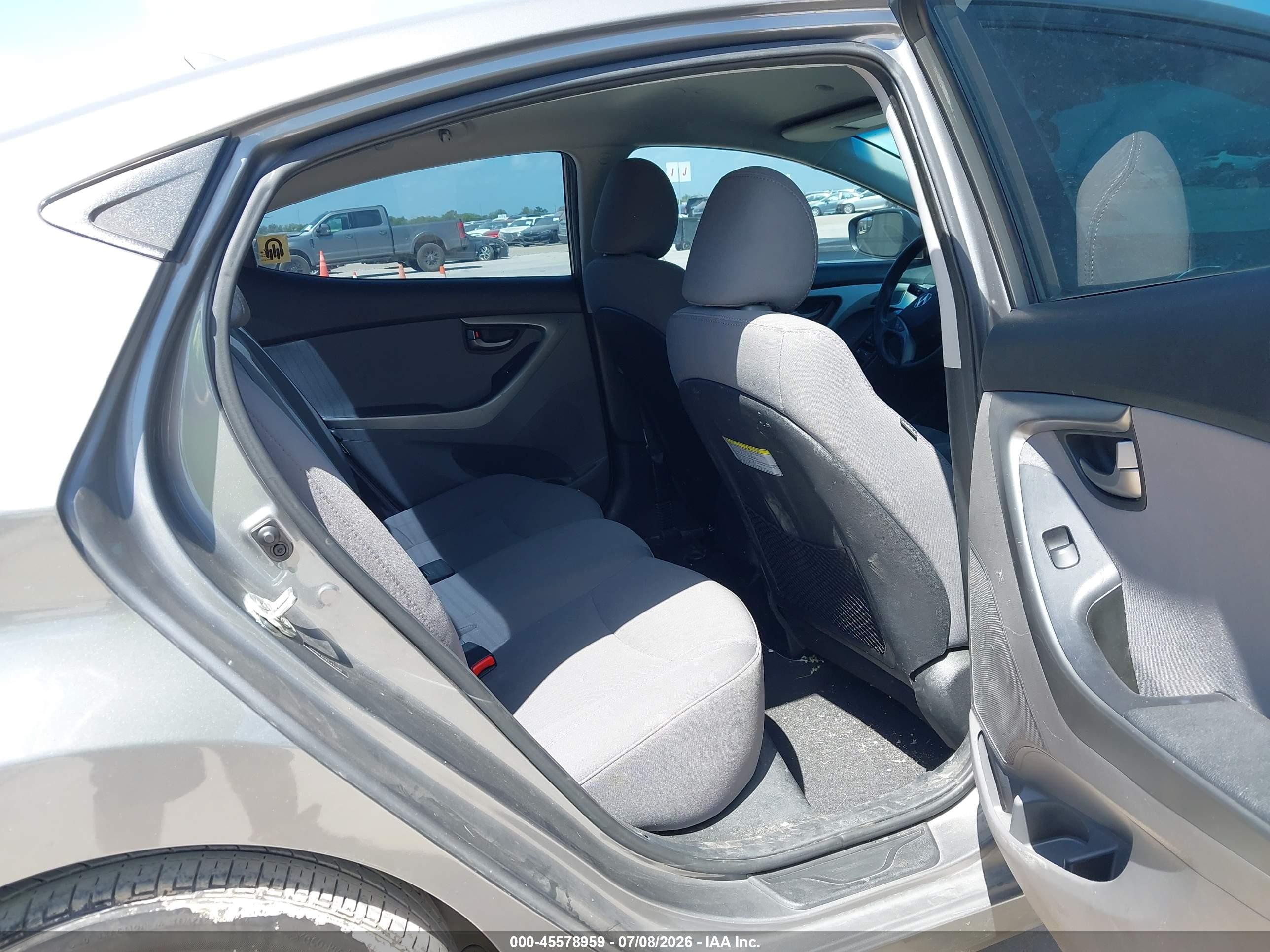 2014 Hyundai Elantra Se Серебряный vin: 5NPDH4AE0EH471460
