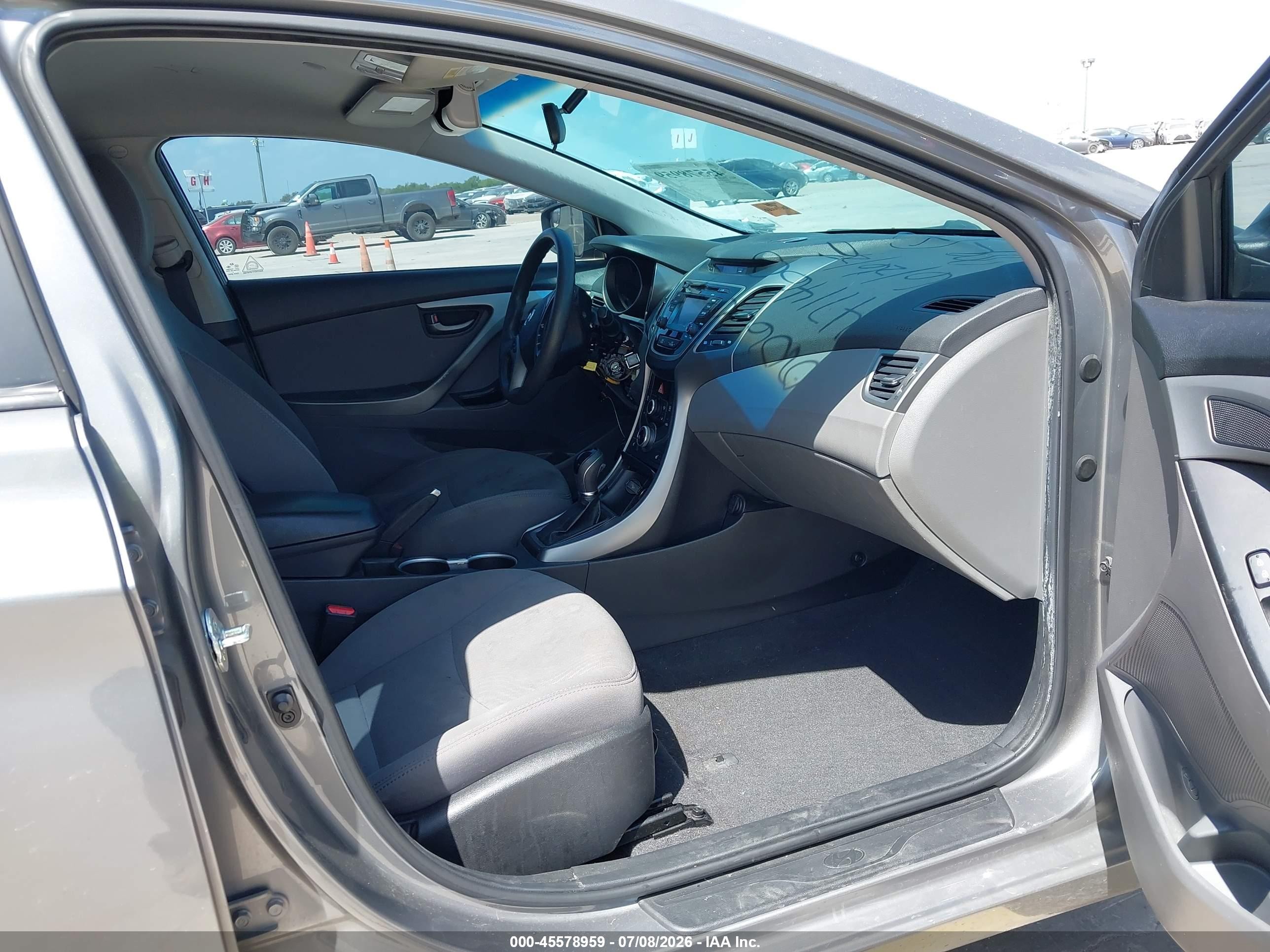 2014 Hyundai Elantra Se Серебряный vin: 5NPDH4AE0EH471460