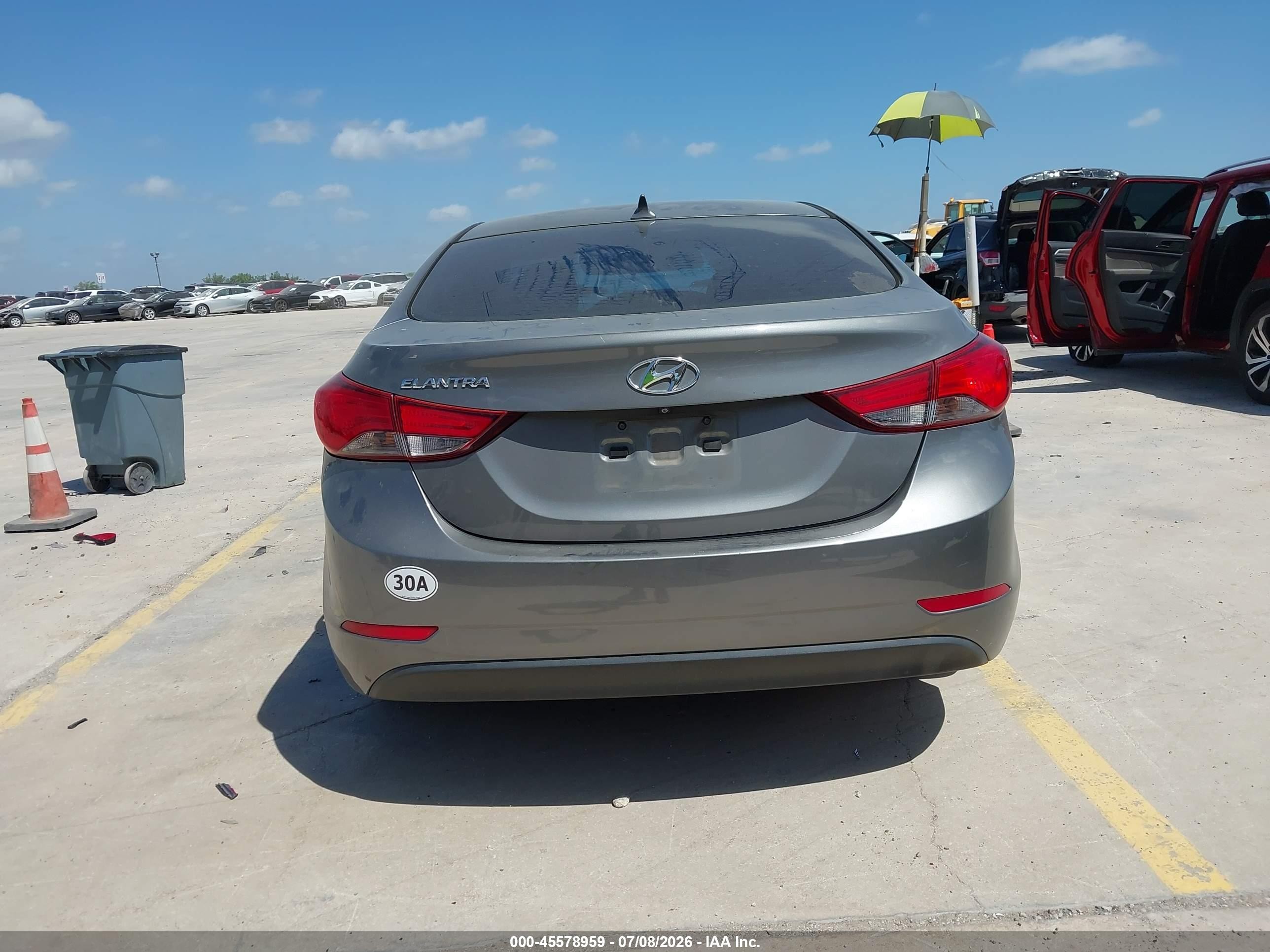 2014 Hyundai Elantra Se Серебряный vin: 5NPDH4AE0EH471460