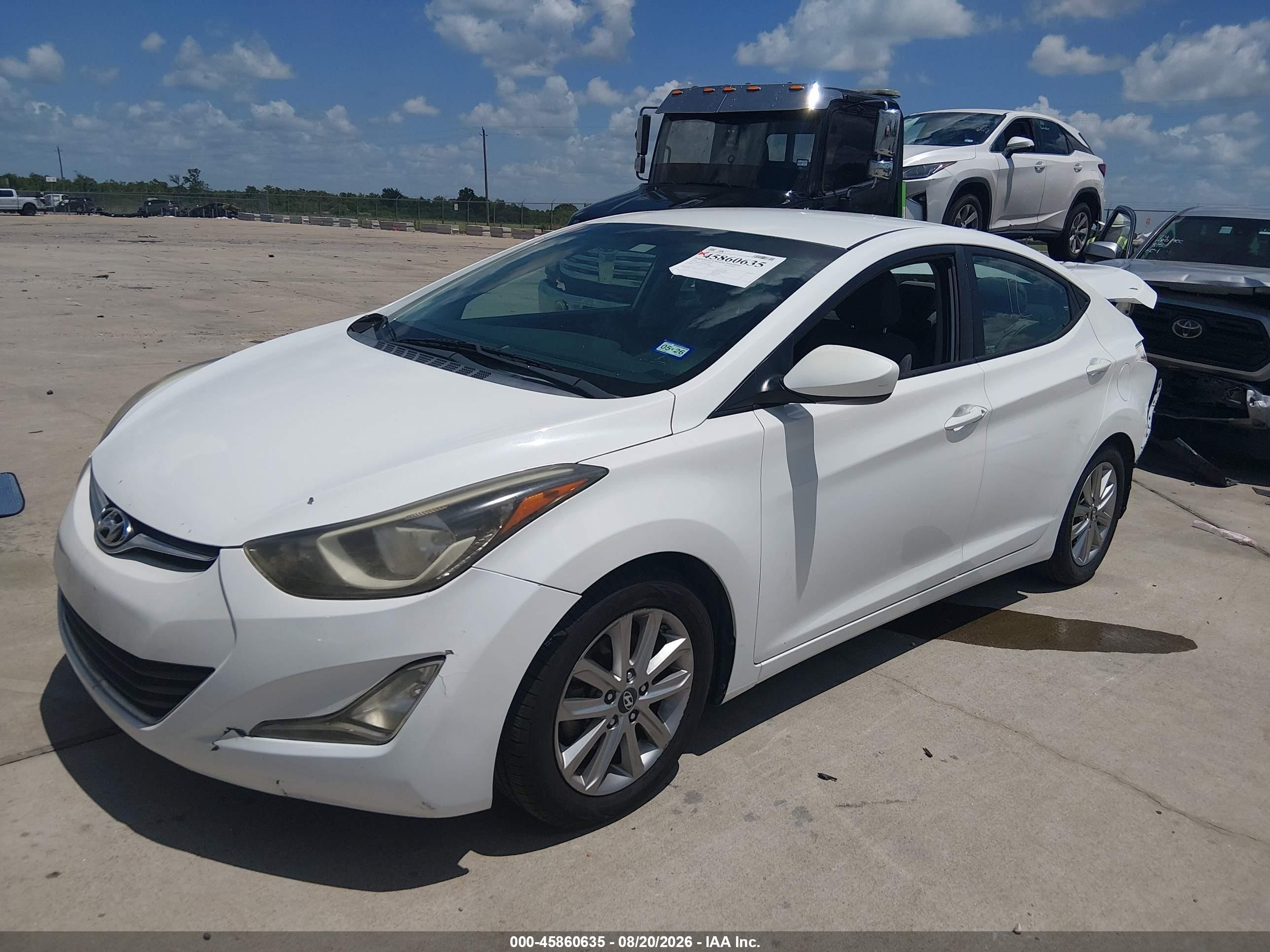 2014 Hyundai Elantra Se White vin: 5NPDH4AE0EH475606