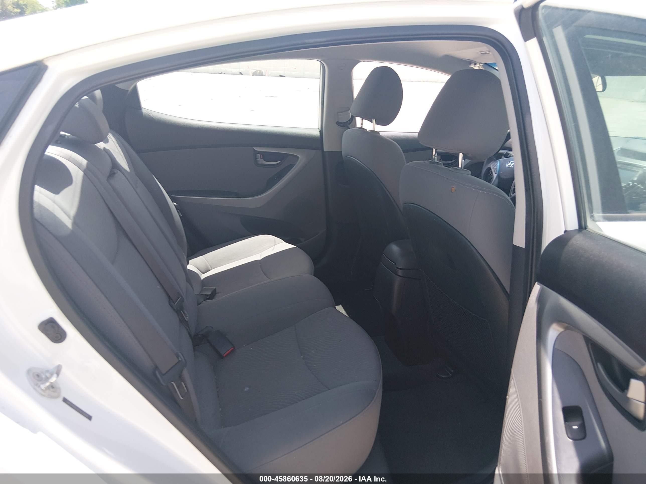 2014 Hyundai Elantra Se White vin: 5NPDH4AE0EH475606