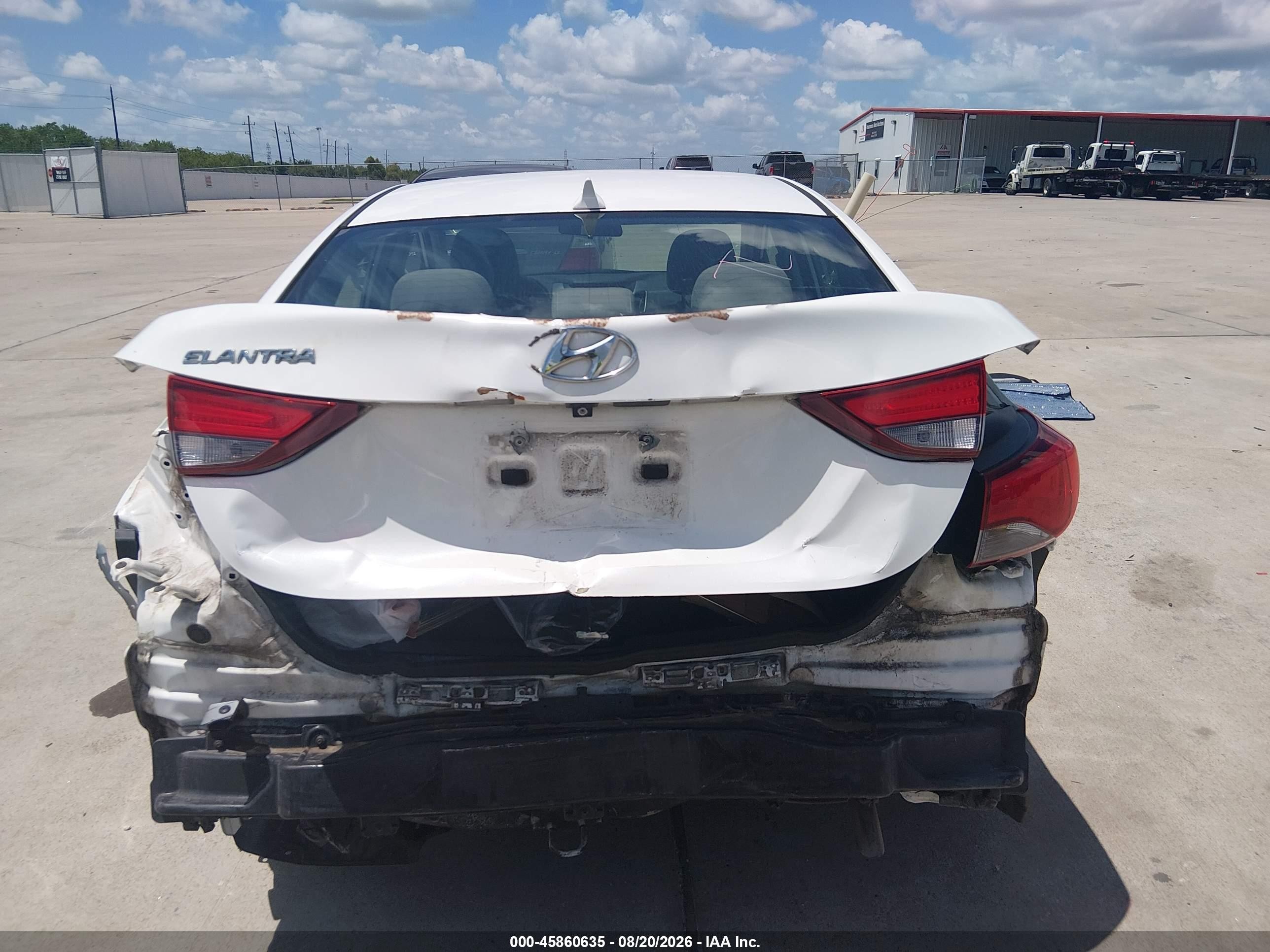2014 Hyundai Elantra Se White vin: 5NPDH4AE0EH475606