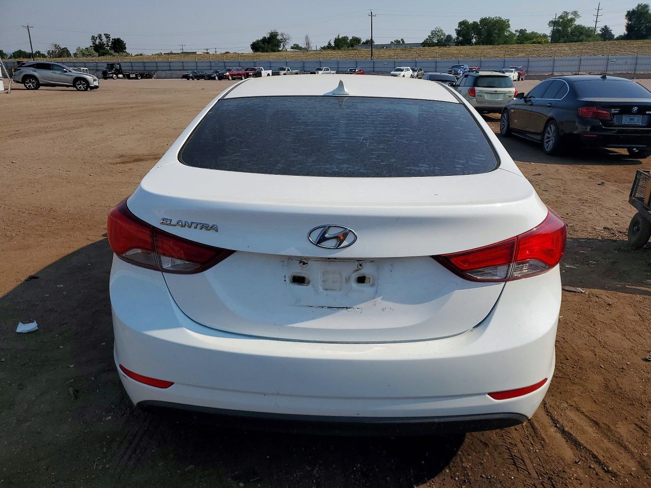 2014 Hyundai Elantra Se White vin: 5NPDH4AE0EH479963