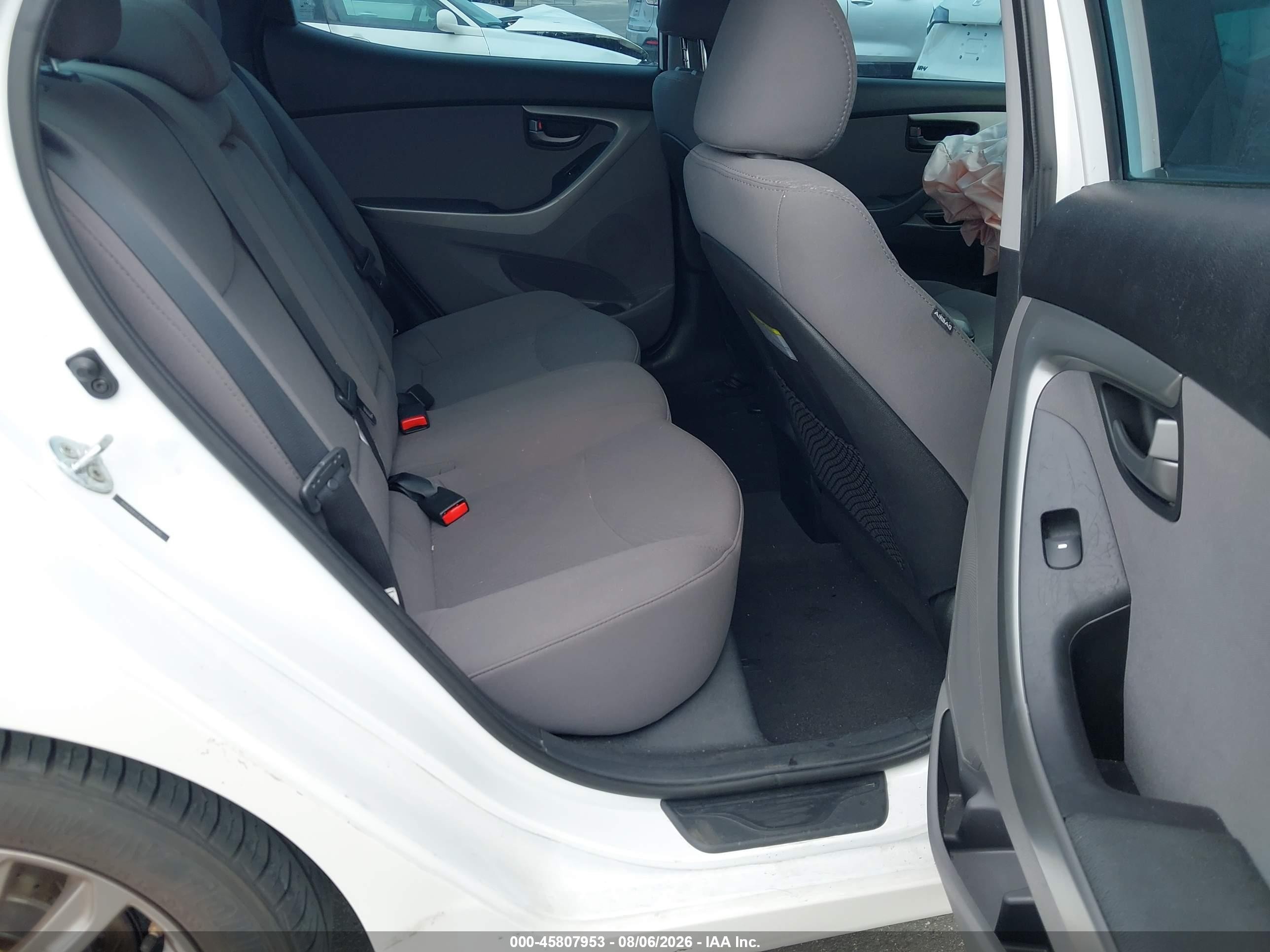 2014 Hyundai Elantra Se White vin: 5NPDH4AE0EH480918