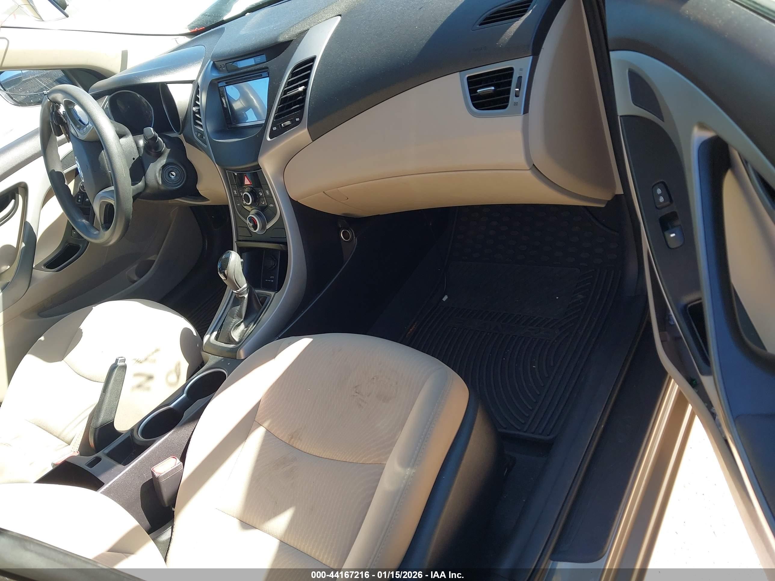 2014 Hyundai Elantra Se Tan vin: 5NPDH4AE0EH481258