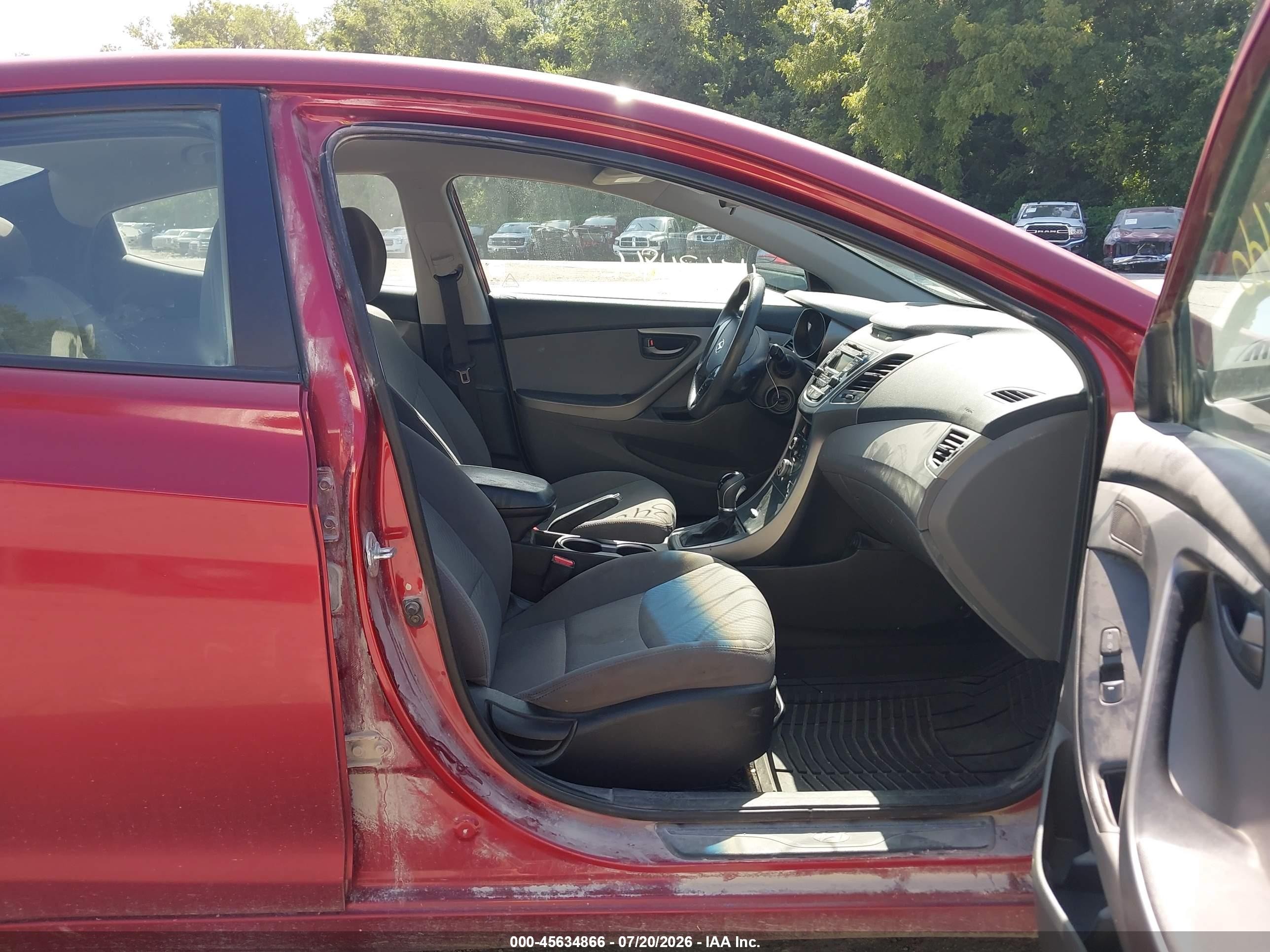 2014 Hyundai Elantra Se Red vin: 5NPDH4AE0EH486296