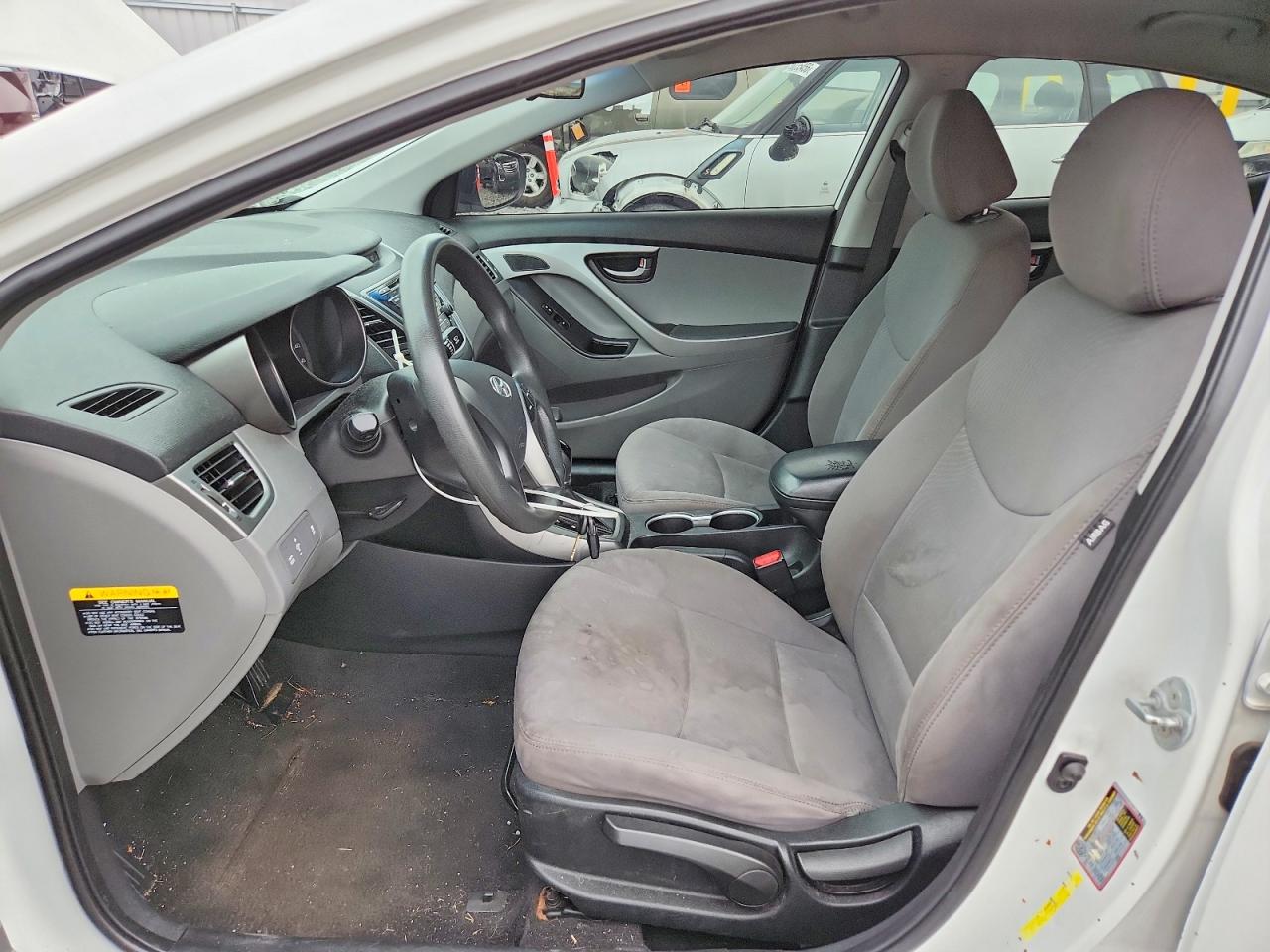 2014 Hyundai Elantra Se White vin: 5NPDH4AE0EH487612