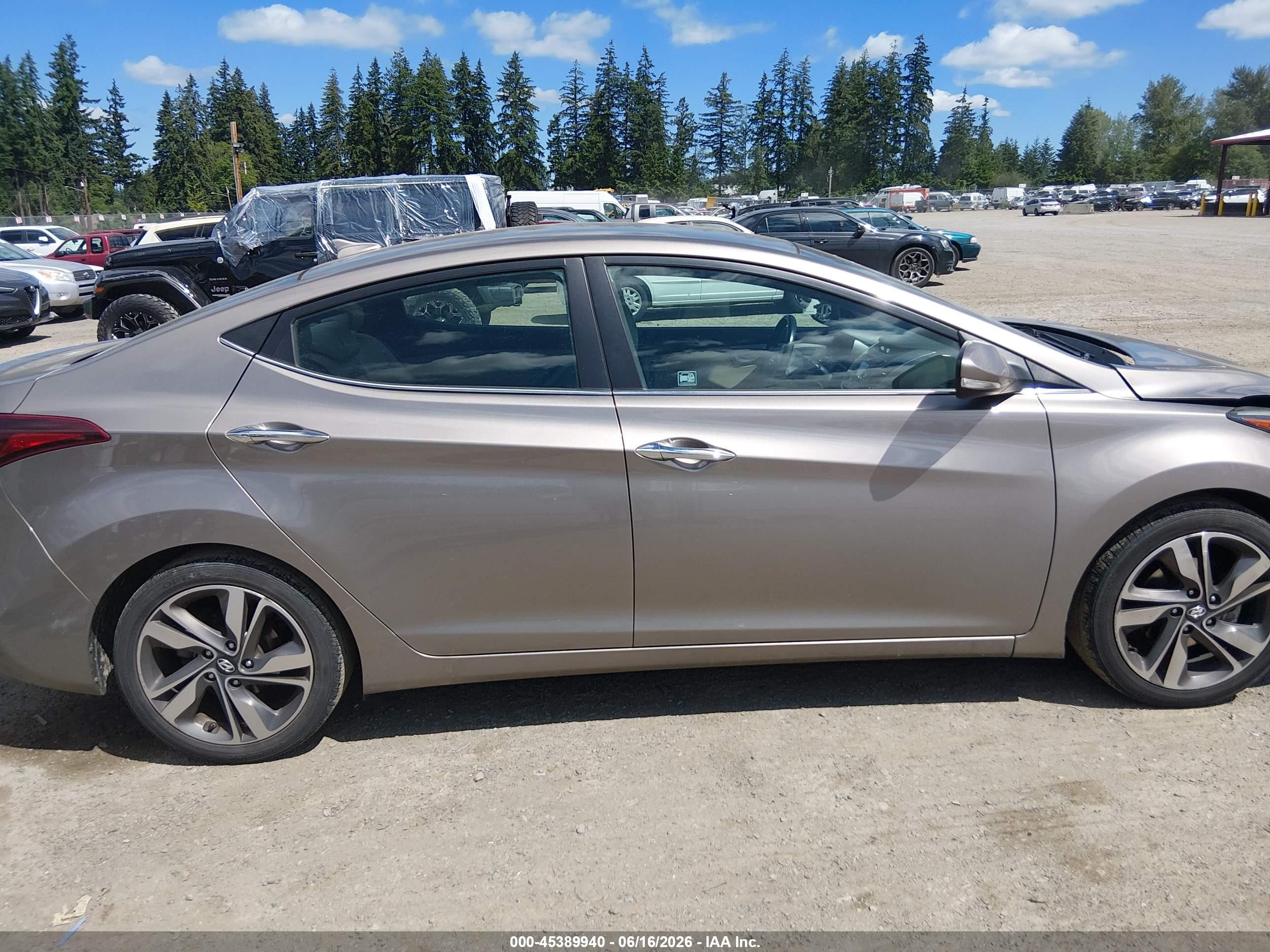 2014 Hyundai Elantra Limited Tan vin: 5NPDH4AE0EH488856