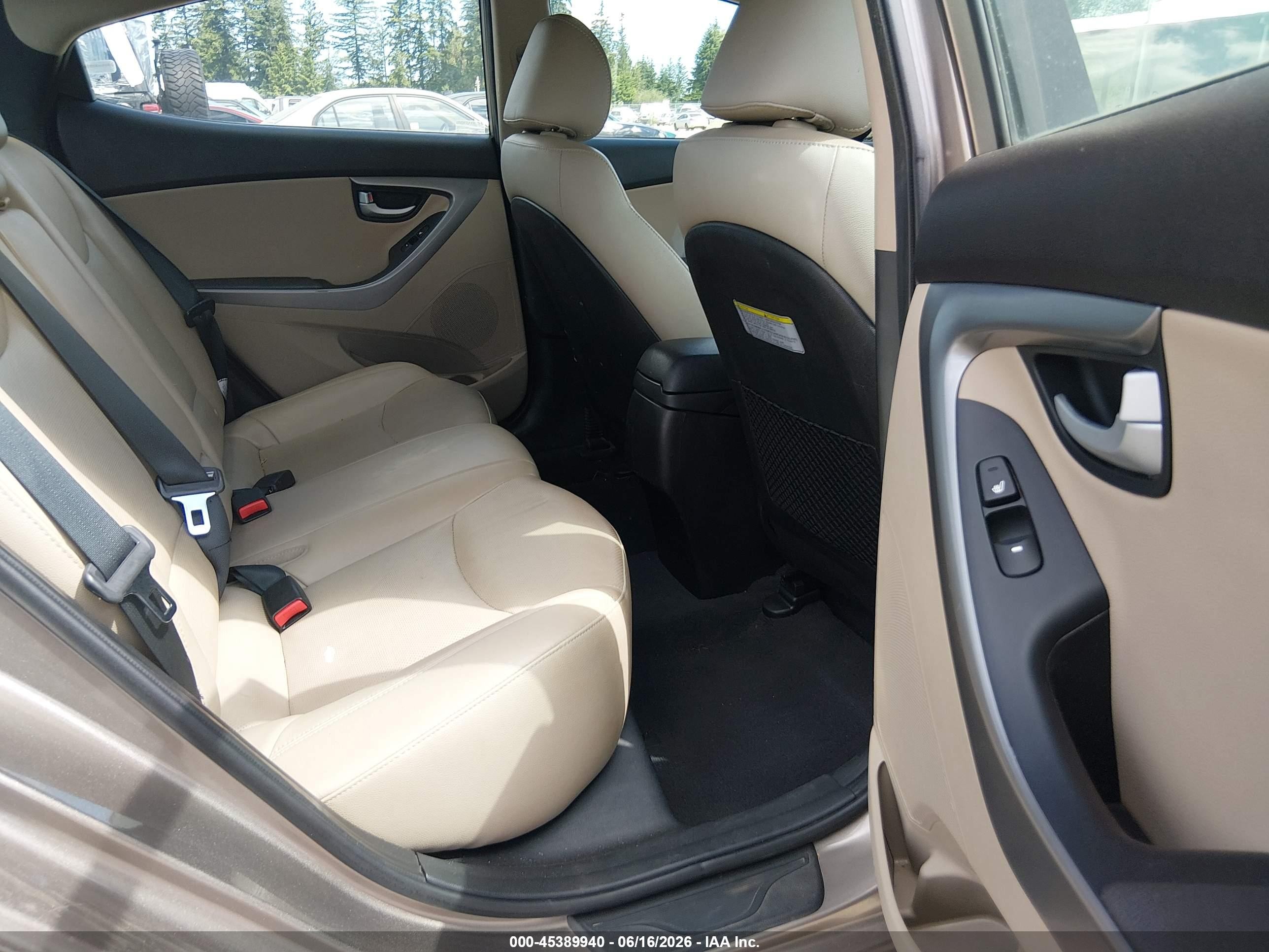 2014 Hyundai Elantra Limited Tan vin: 5NPDH4AE0EH488856