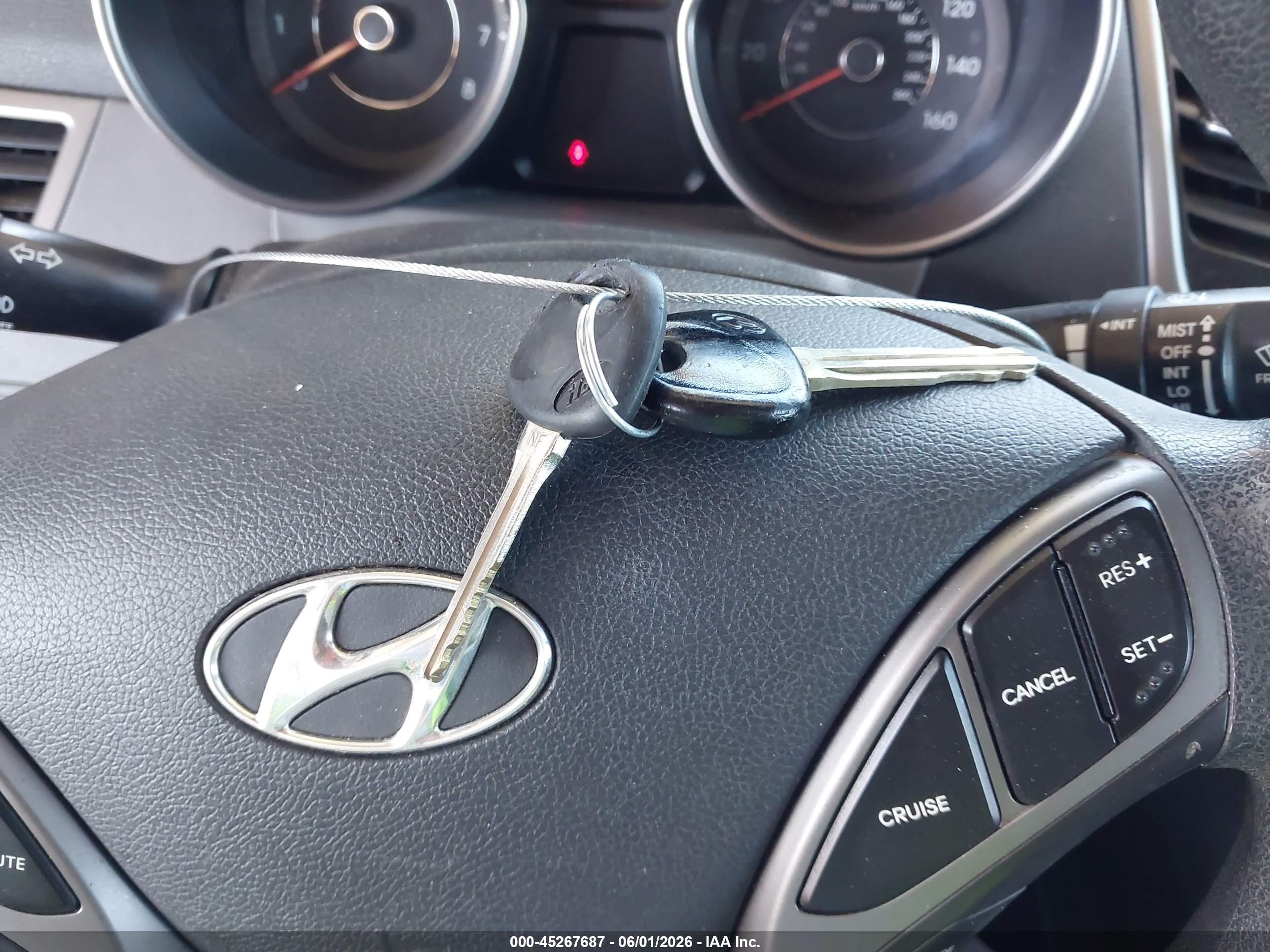 2014 Hyundai Elantra Se Gray vin: 5NPDH4AE0EH502173