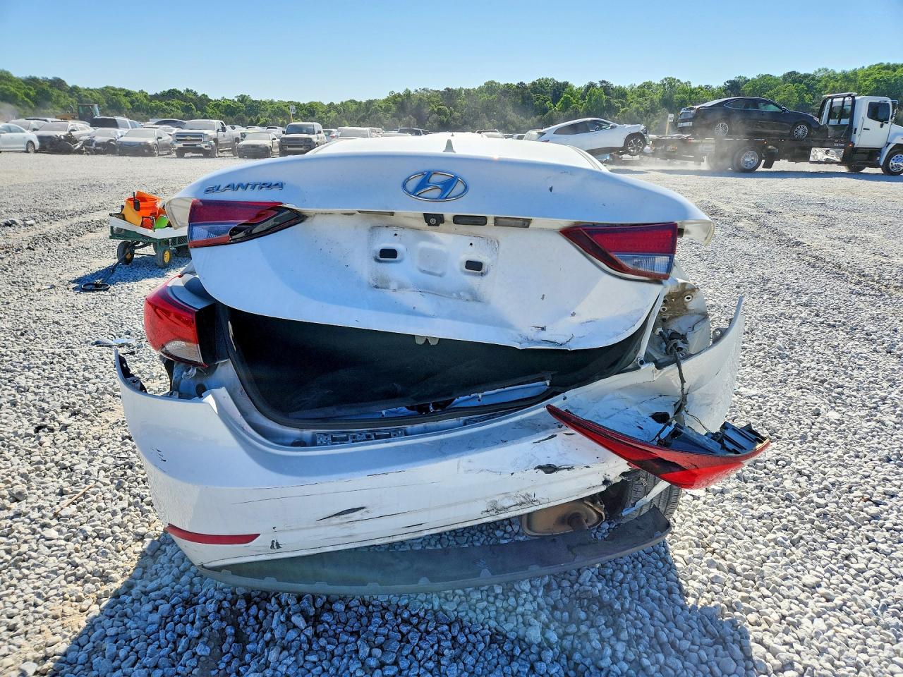 2014 Hyundai Elantra Se White vin: 5NPDH4AE0EH510063