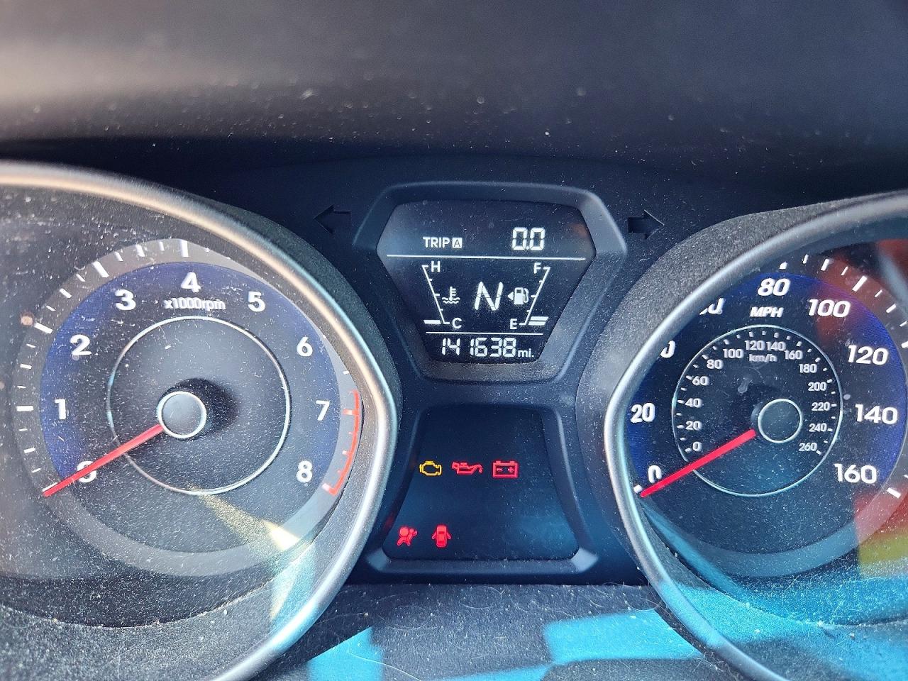 2014 Hyundai Elantra Se Silver vin: 5NPDH4AE0EH518809