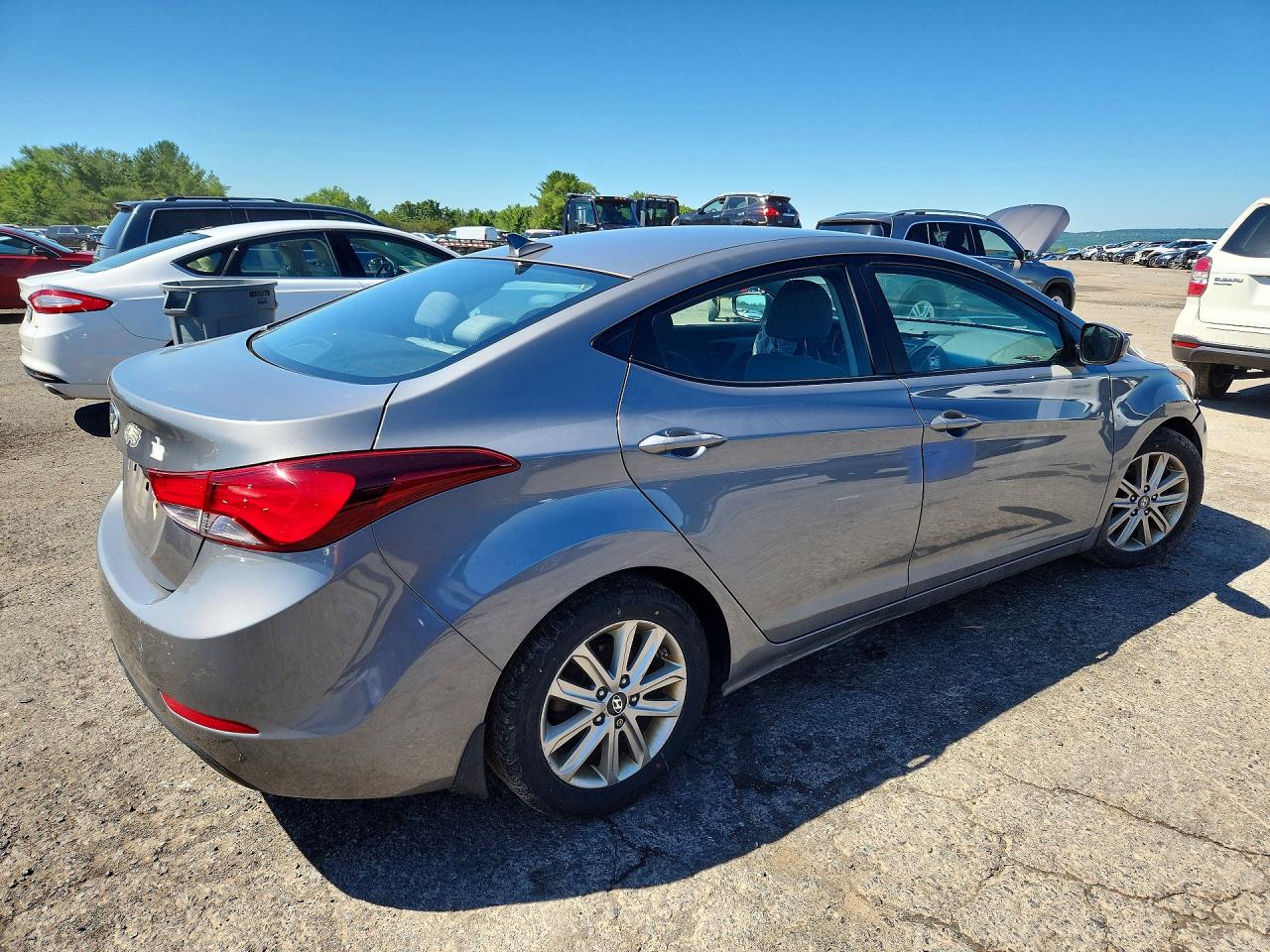 2014 Hyundai Elantra Se Silver vin: 5NPDH4AE0EH518809