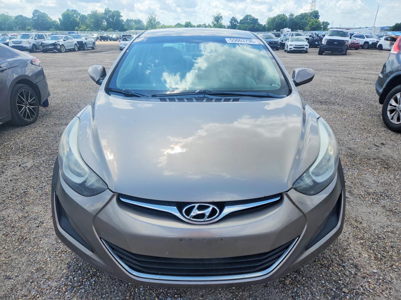 2014 Hyundai Elantra Se Beige vin: 5NPDH4AE0EH521774