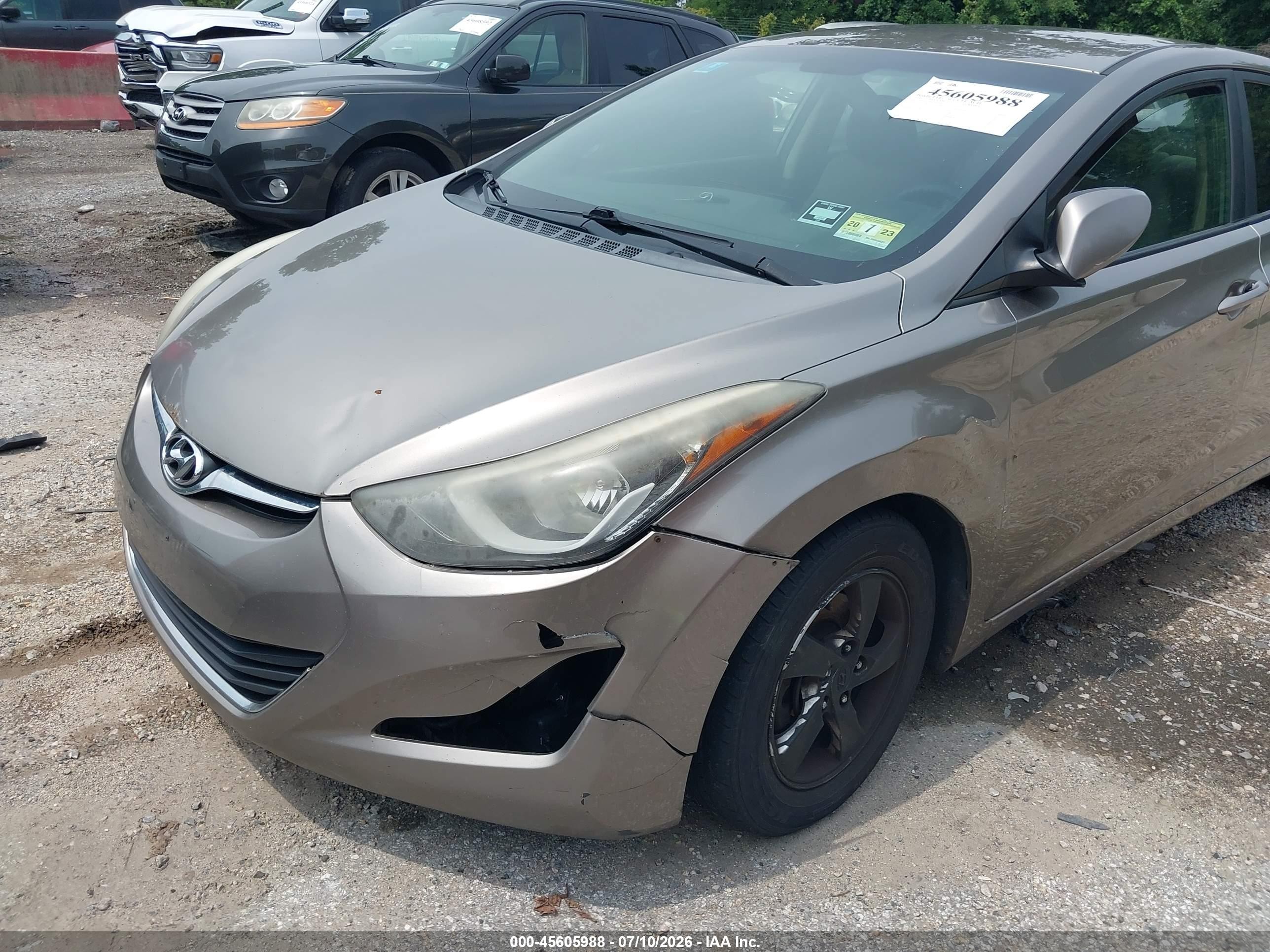 2014 Hyundai Elantra Se Золотой vin: 5NPDH4AE0EH529146