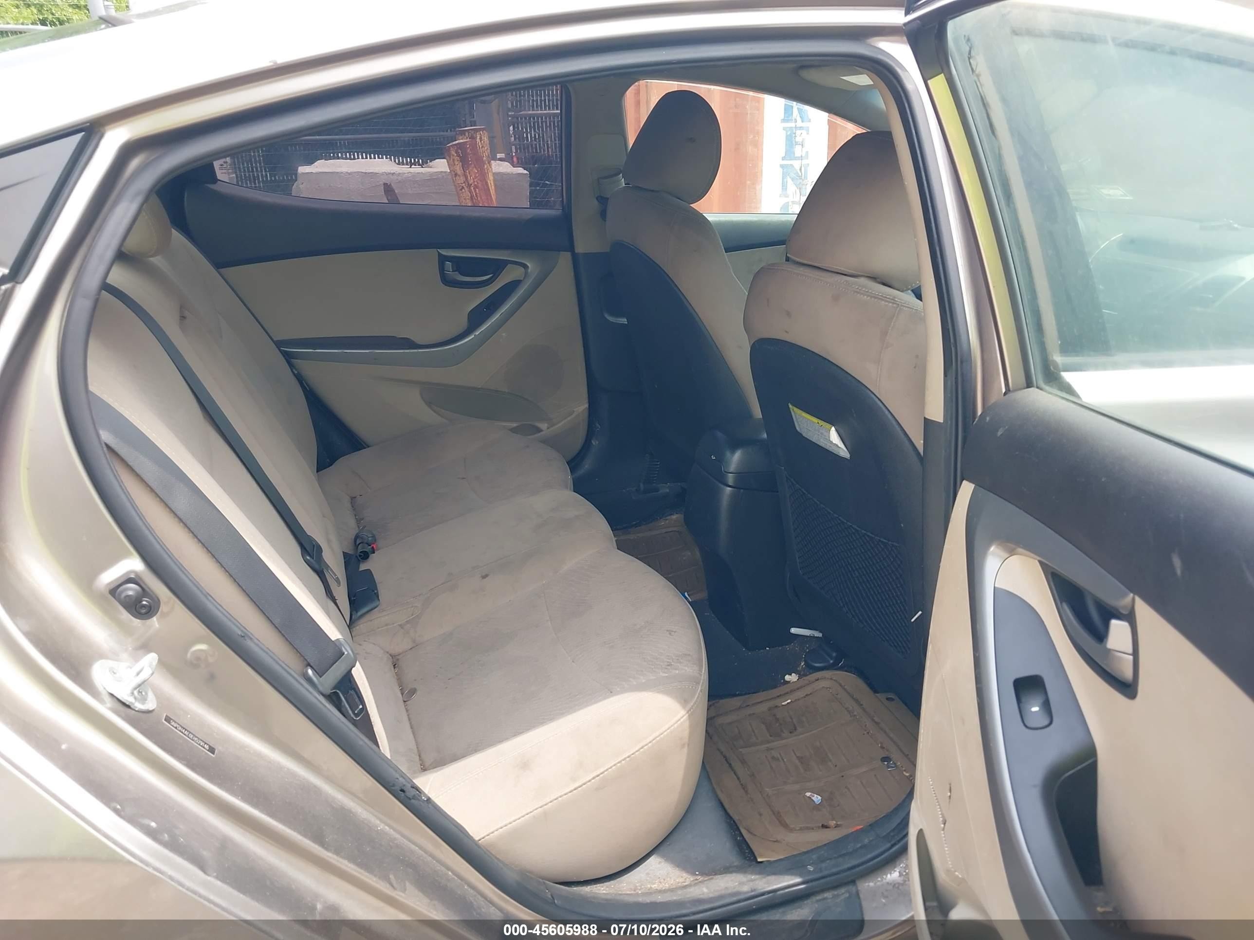 2014 Hyundai Elantra Se Золотой vin: 5NPDH4AE0EH529146