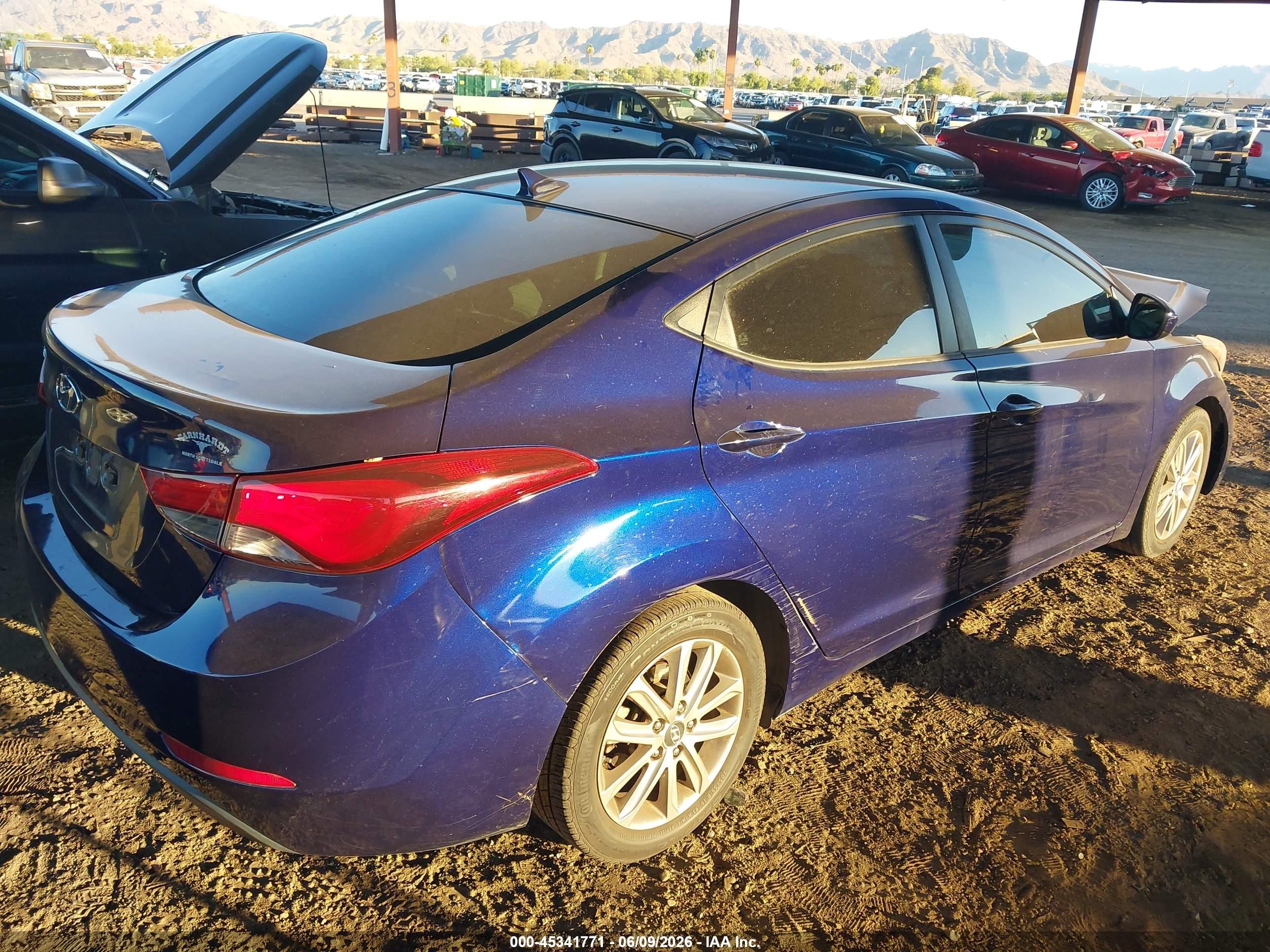 2014 Hyundai Elantra Se Синий vin: 5NPDH4AE0EH529535