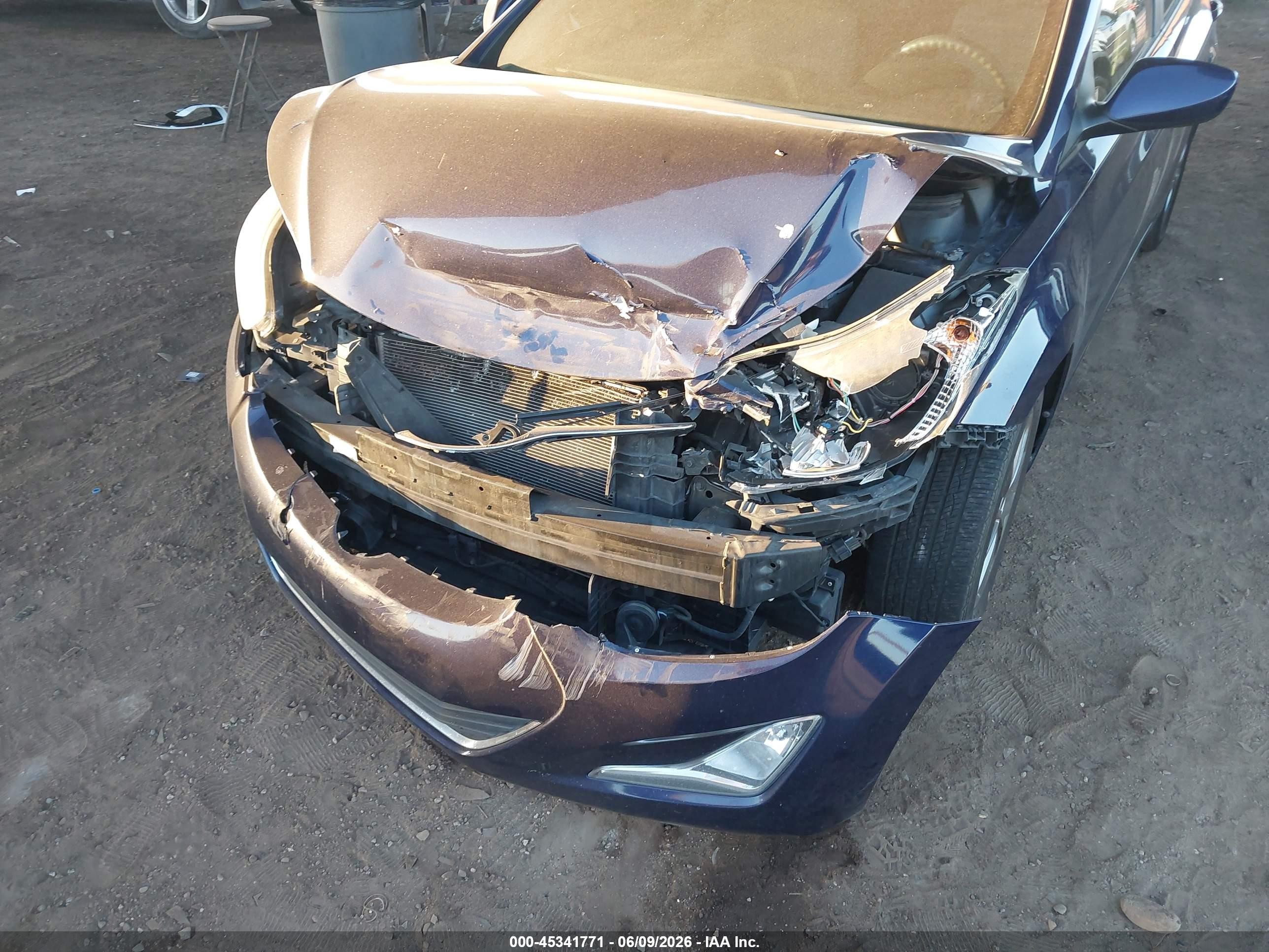 2014 Hyundai Elantra Se Синий vin: 5NPDH4AE0EH529535
