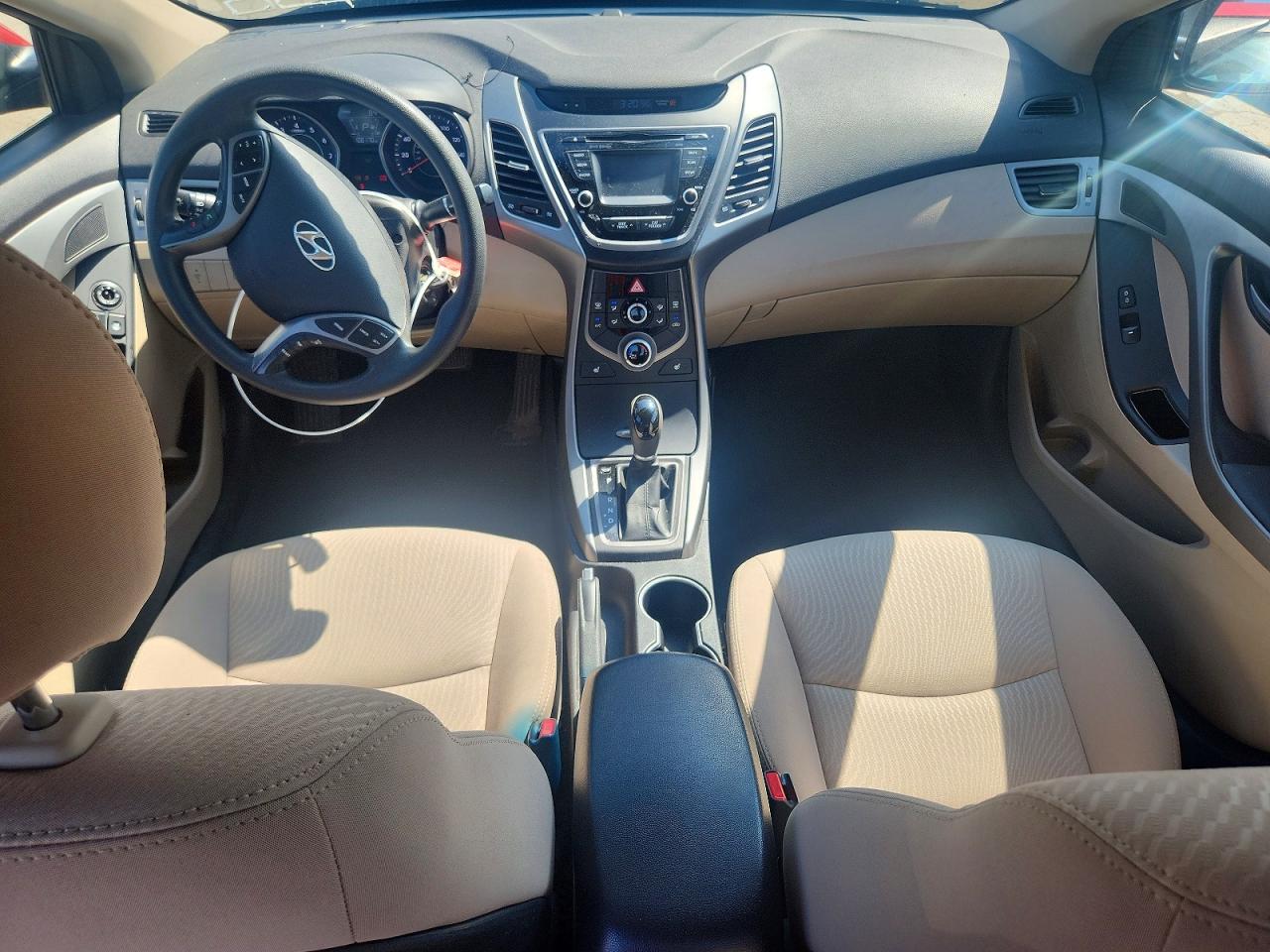 2014 Hyundai Elantra Se Красный vin: 5NPDH4AE0EH538235