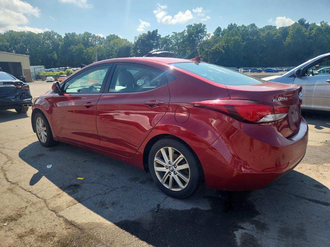 2014 Hyundai Elantra Se Красный vin: 5NPDH4AE0EH538235