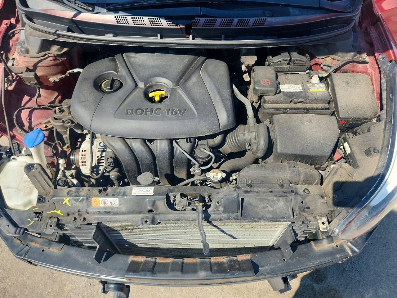 2014 Hyundai Elantra Se Красный vin: 5NPDH4AE0EH538235
