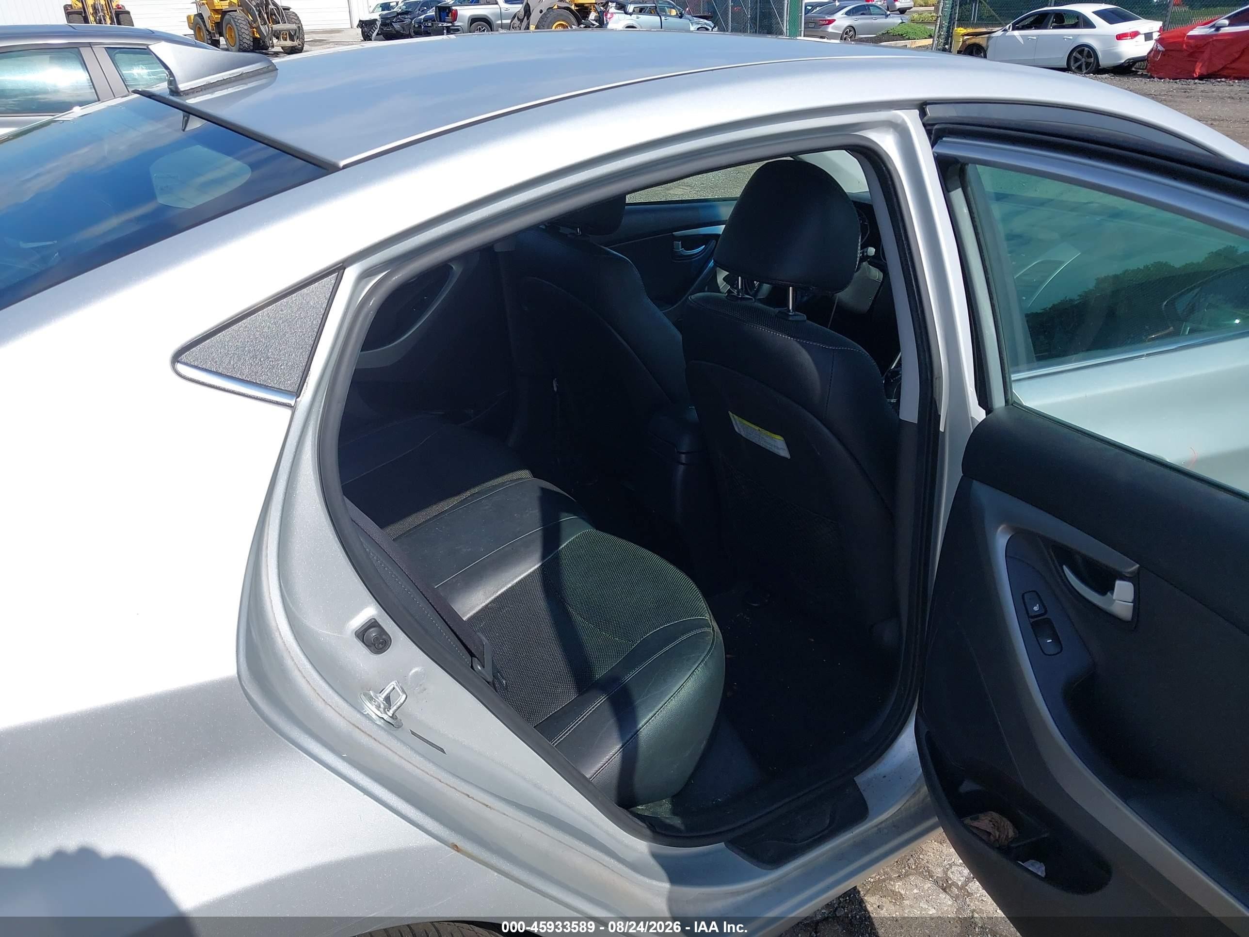 2015 Hyundai Elantra Limited Silver vin: 5NPDH4AE0FH548006