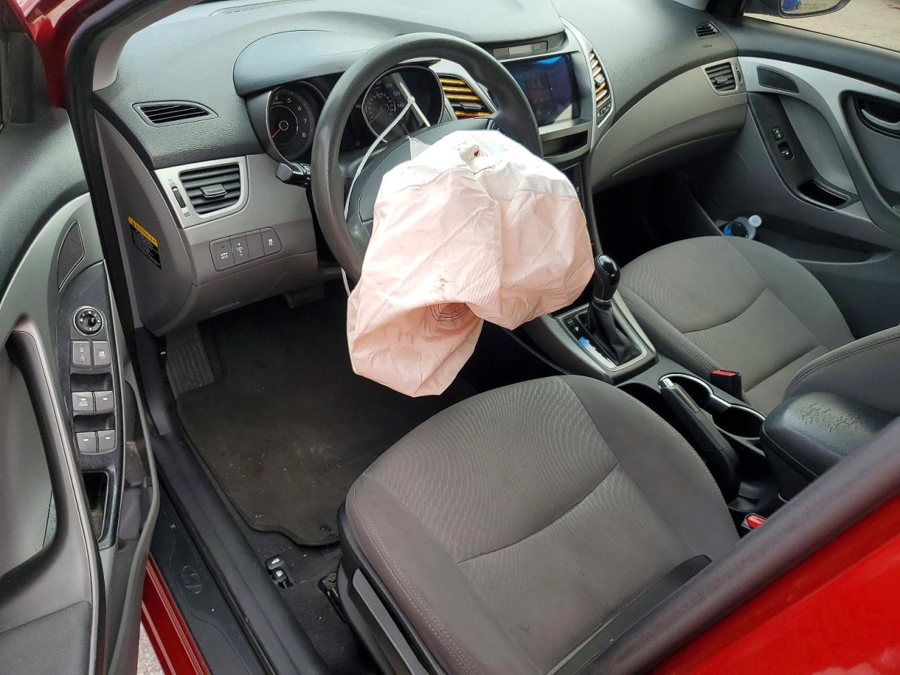 2015 Hyundai Elantra Se Red vin: 5NPDH4AE0FH567994