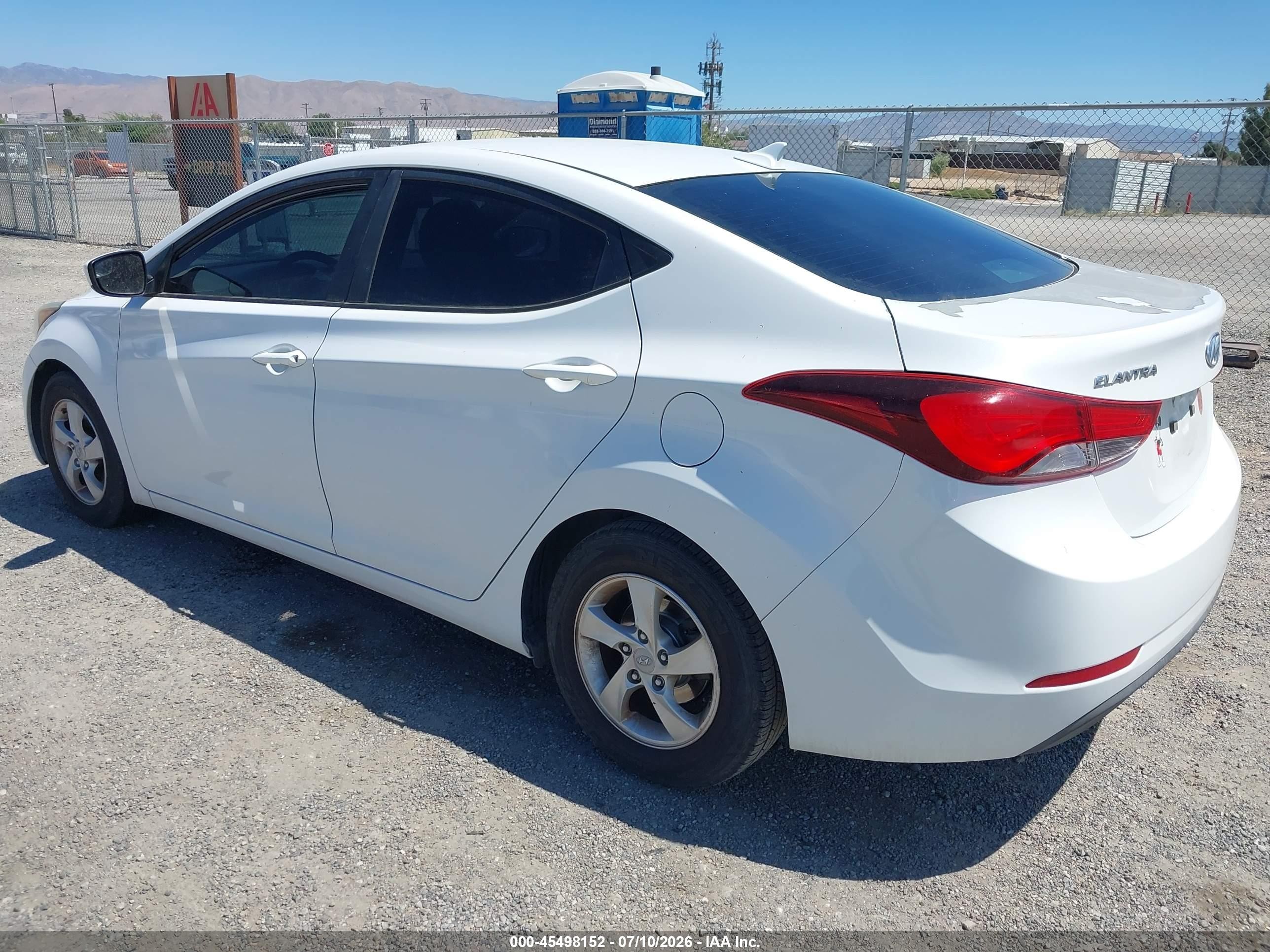 2015 Hyundai Elantra Se White vin: 5NPDH4AE0FH574542