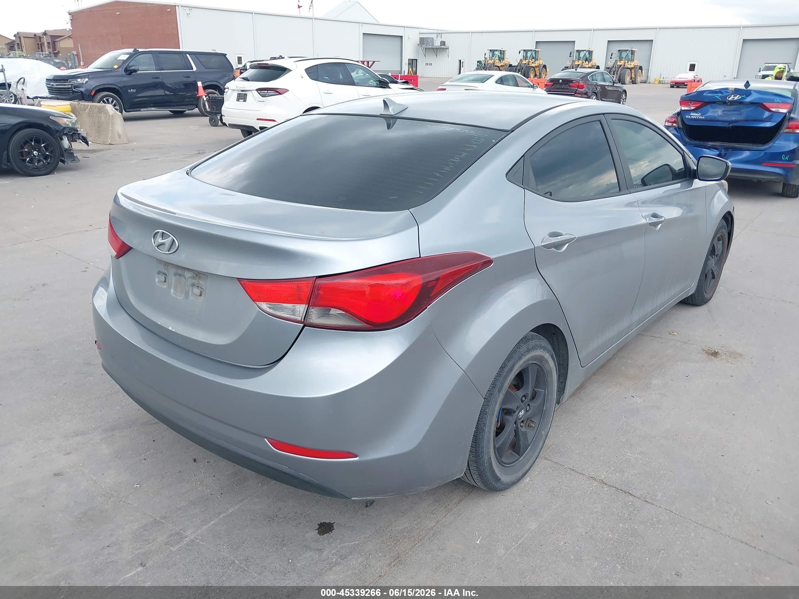 2015 Hyundai Elantra Se Silver vin: 5NPDH4AE0FH577103