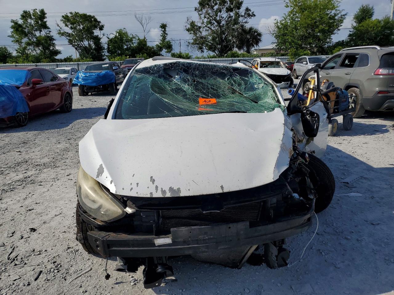 2015 Hyundai Elantra Se White vin: 5NPDH4AE0FH586450